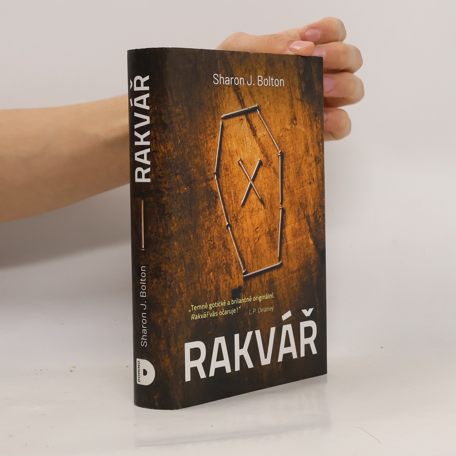 S. J. Bolton Rakvář