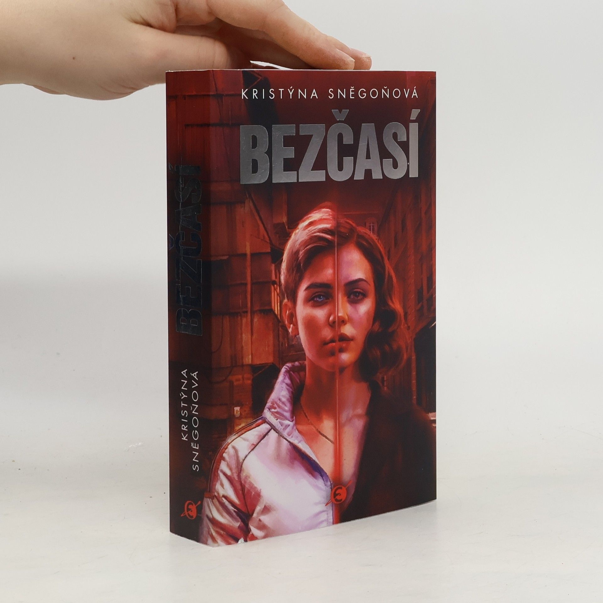 Kristýna Sněgoňová Bezčasí