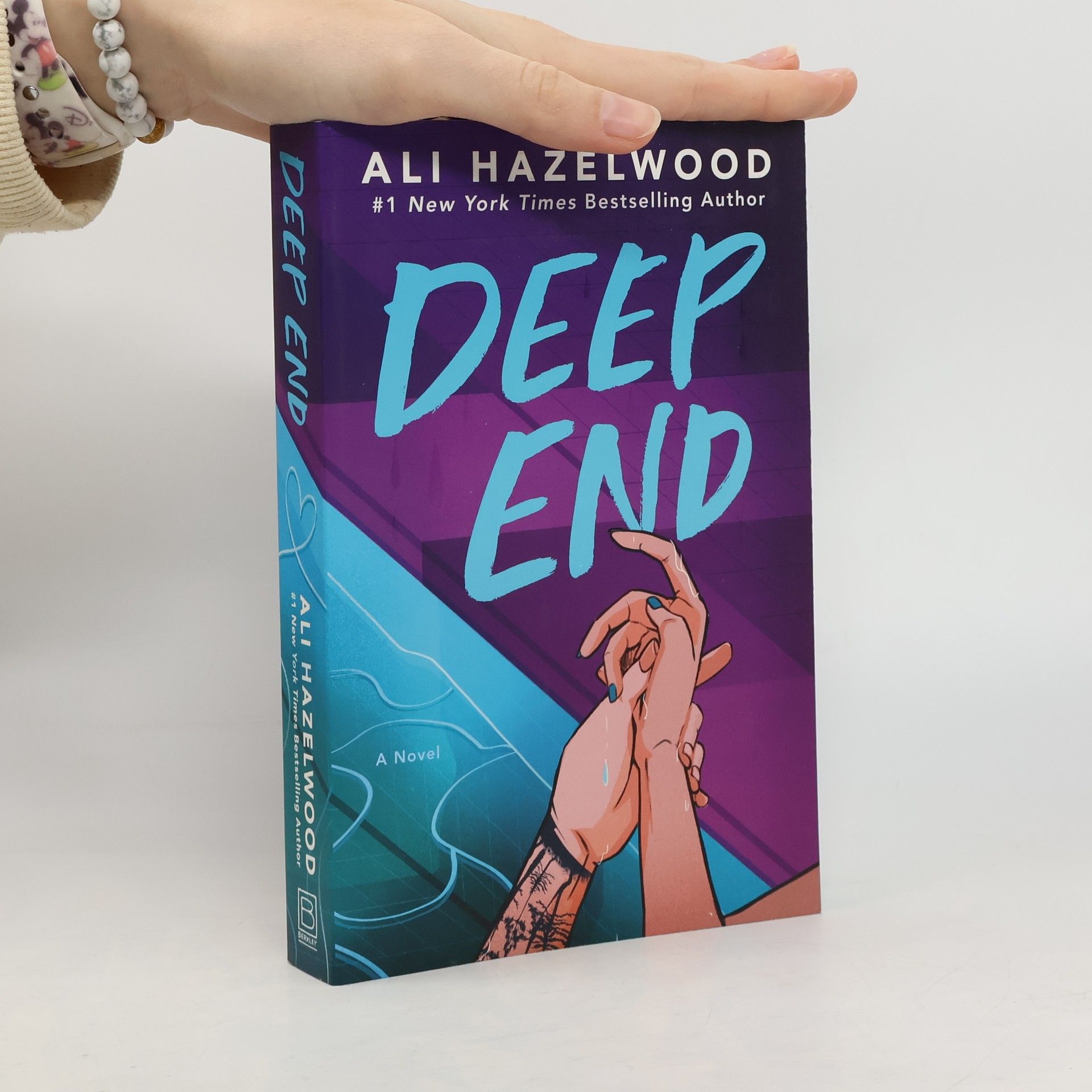 Ali Hazelwood Deep End