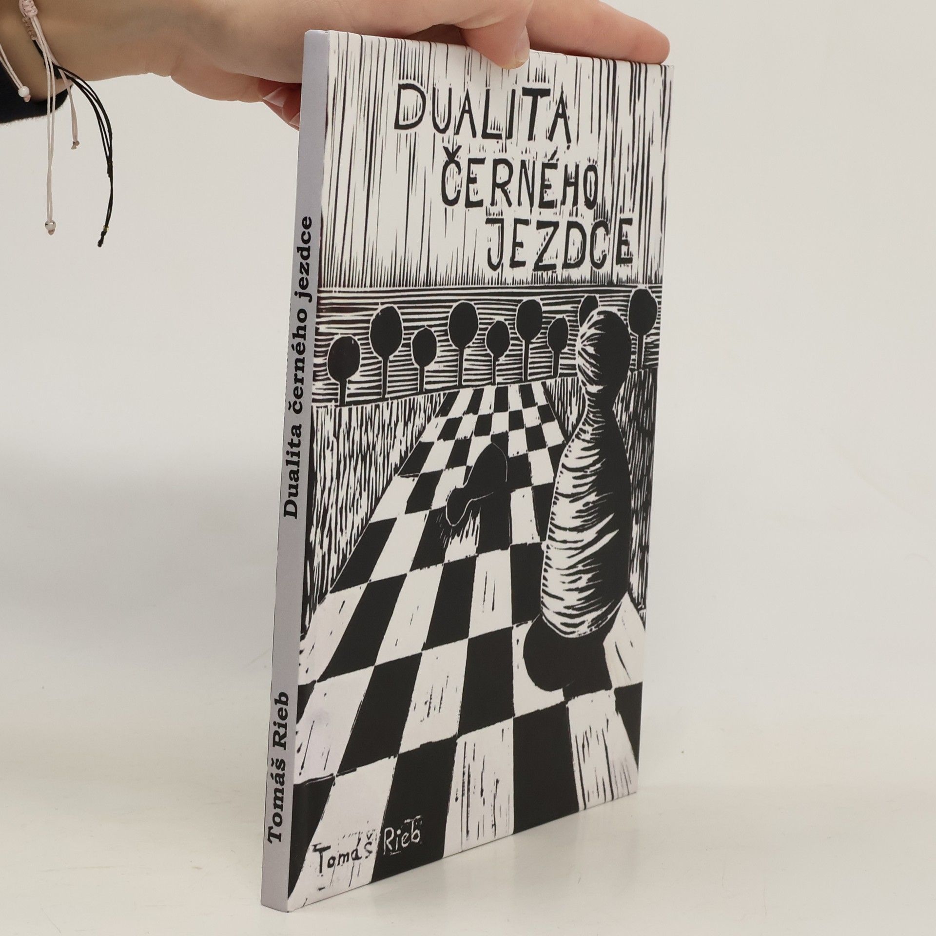 Dualita černého jezdce