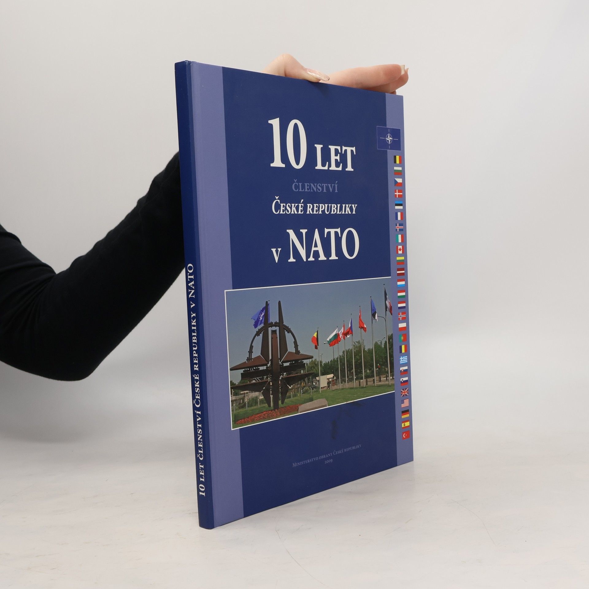 Kolektív autorov 10 let členství České republiky v NATO