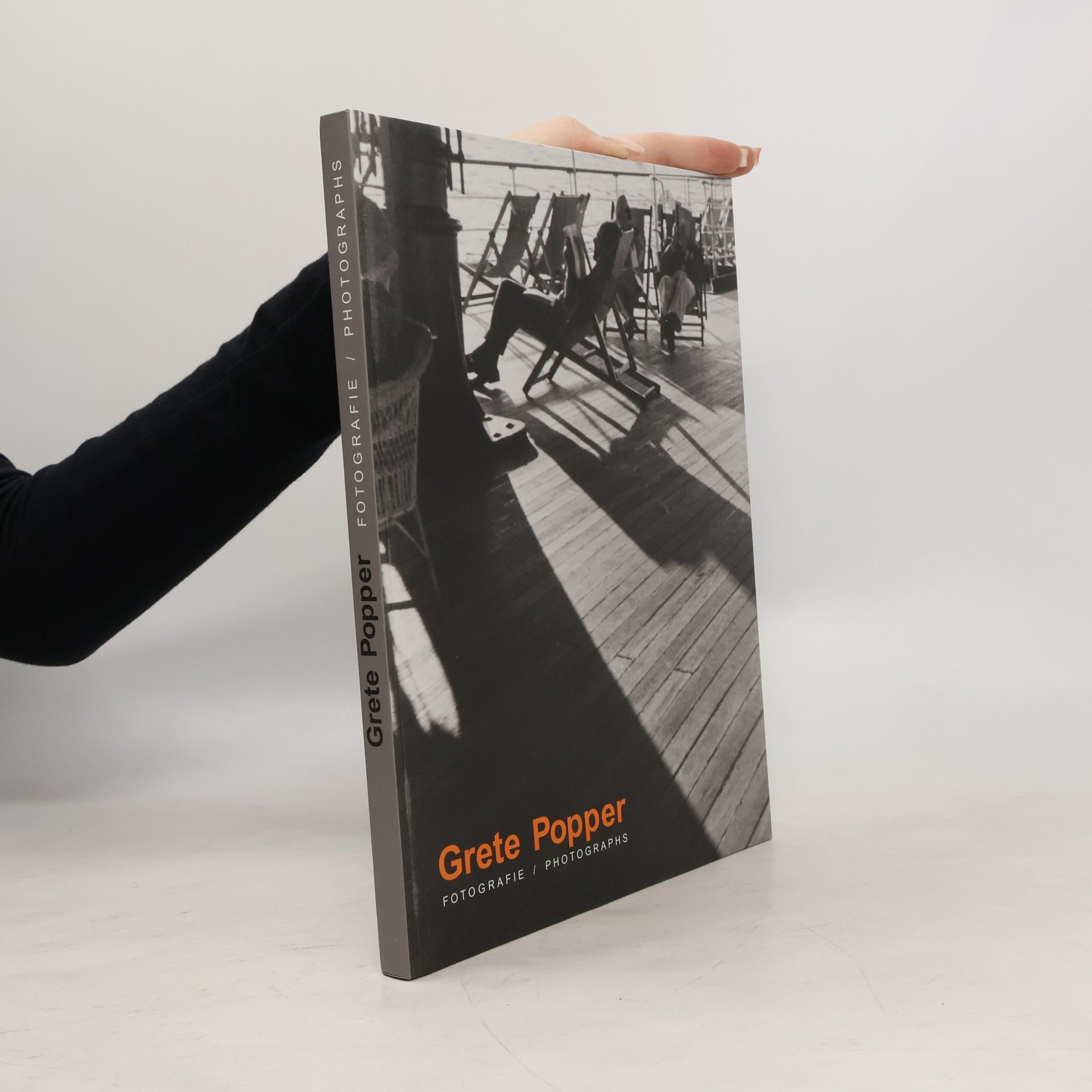 Antonín Dufek Grete Popper: Fotografie mezi dvěma světovými válkami / Photographs frm the inter-war period