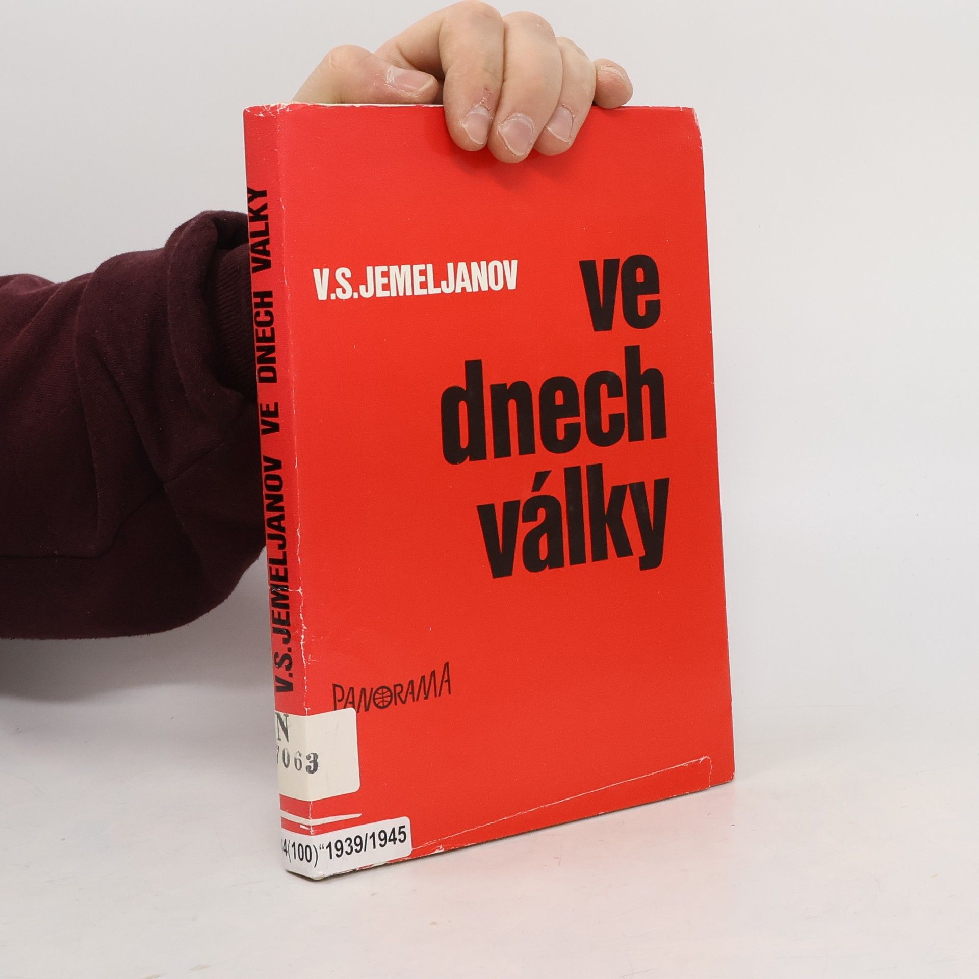 Vasilij Semenovič Jemeljanov Ve dnech války