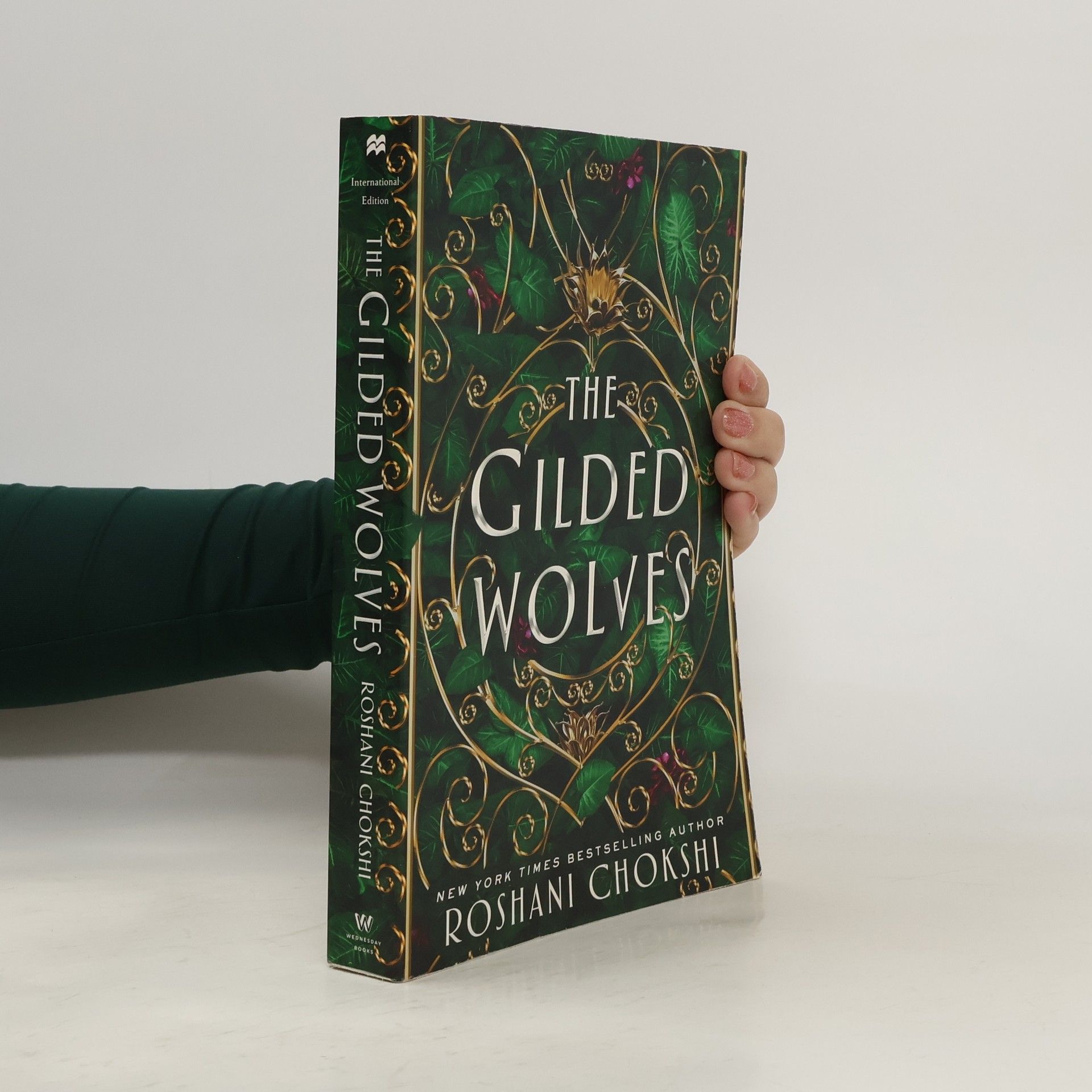 Roshani Chokshi The Gilded wolves