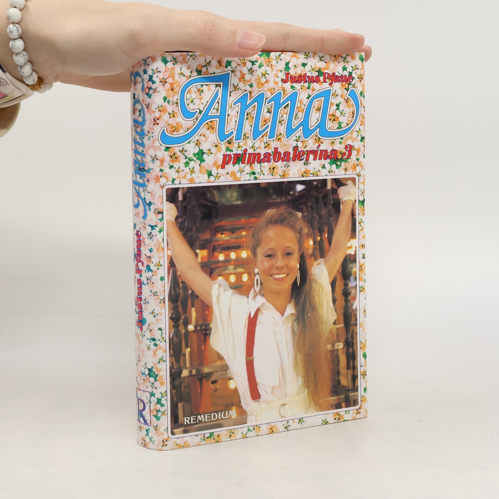 Justus Pfaue Anna: Primabalerína 3