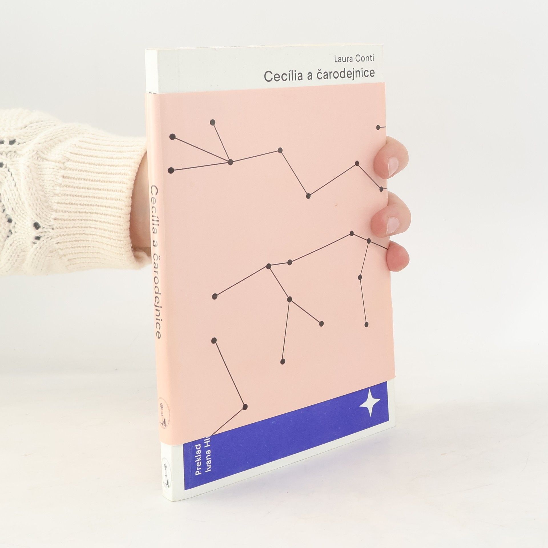 Laura Conti Cecília a čarodejnice