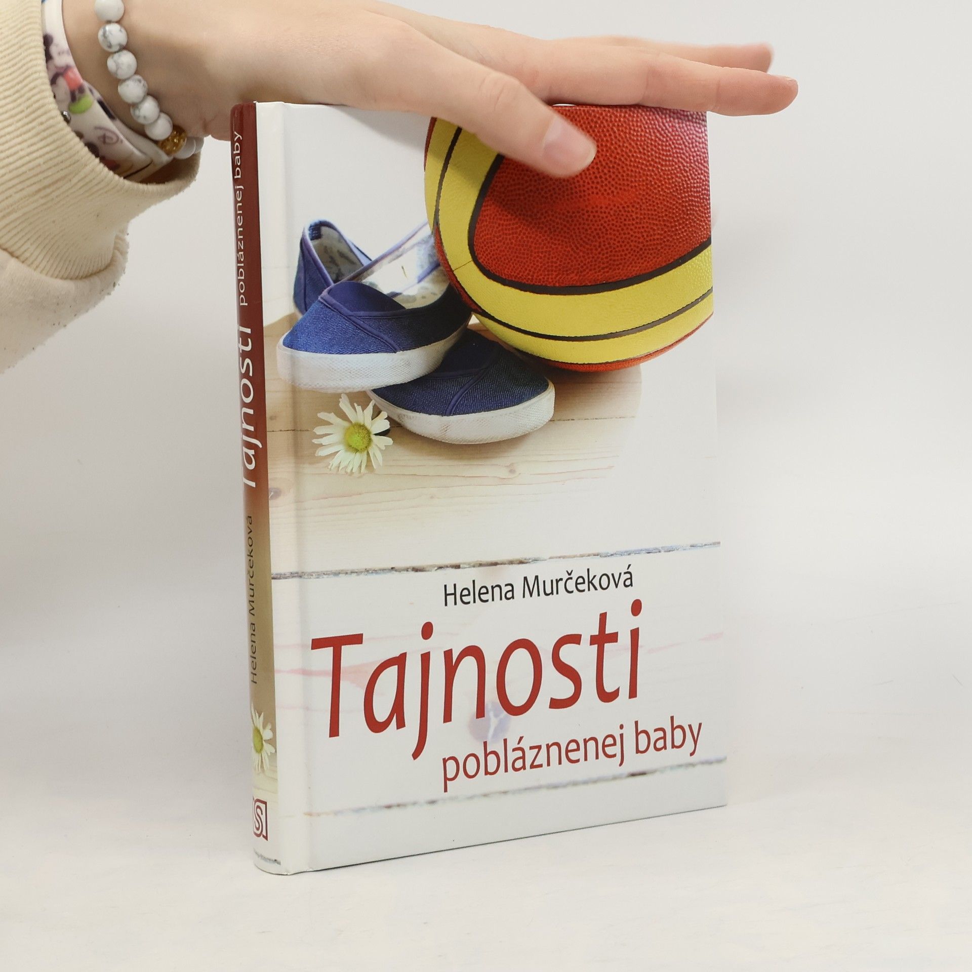 Helena Murčeková Tajnosti pobláznenej baby