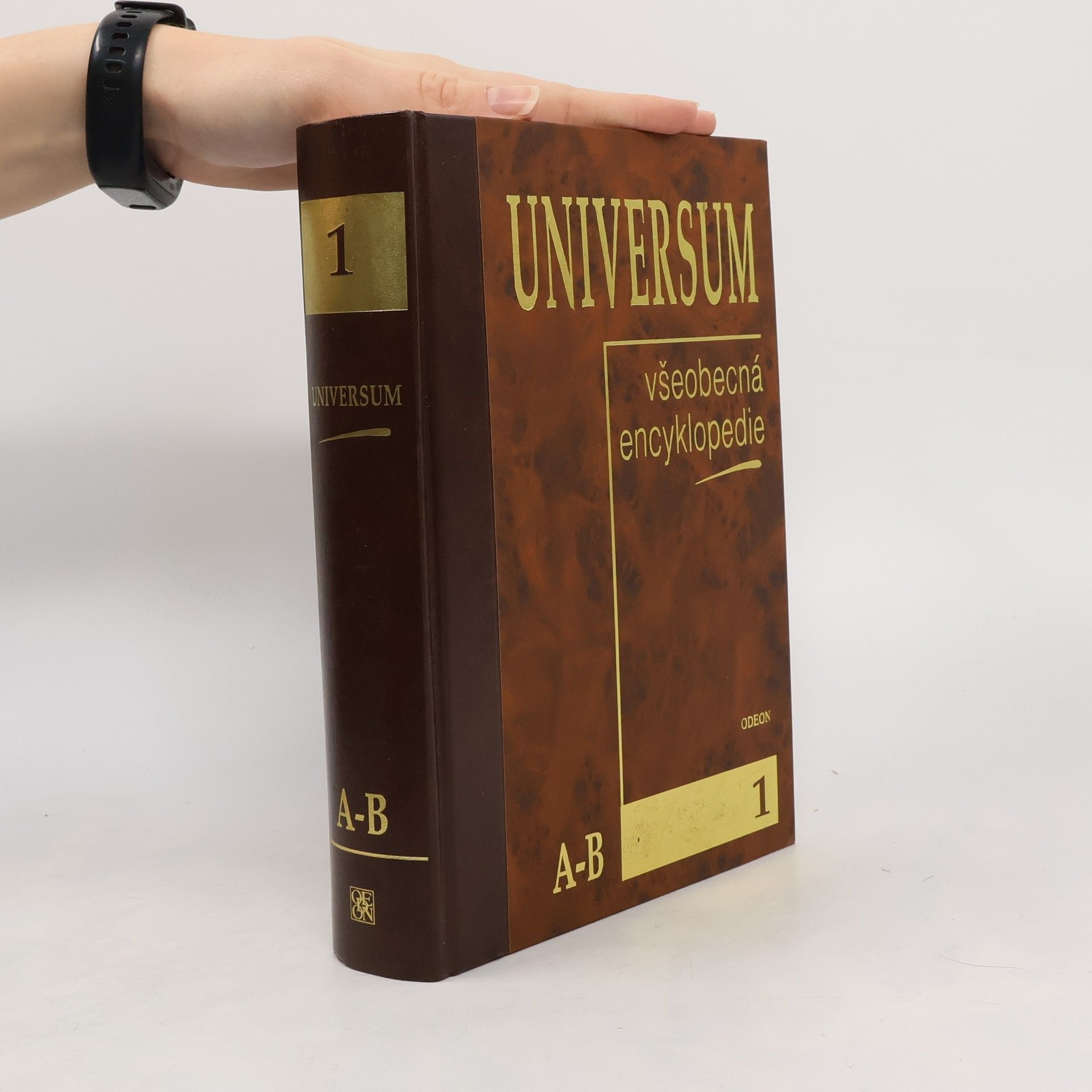 Collectif d'auteurs Universum. Všeobecná encyklopedie Díl 1. A-B