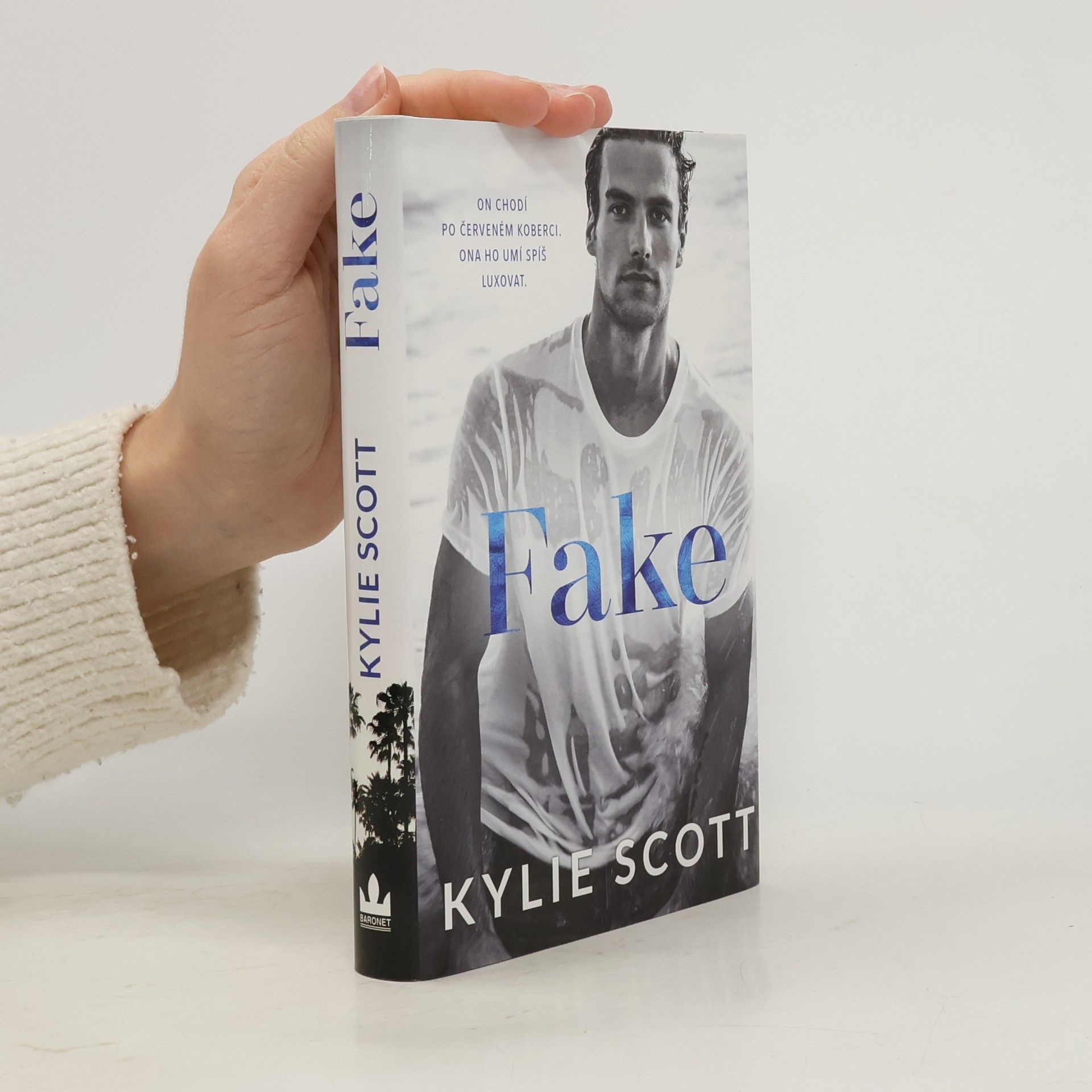 Kylie Scott Fake: West Hollywood.