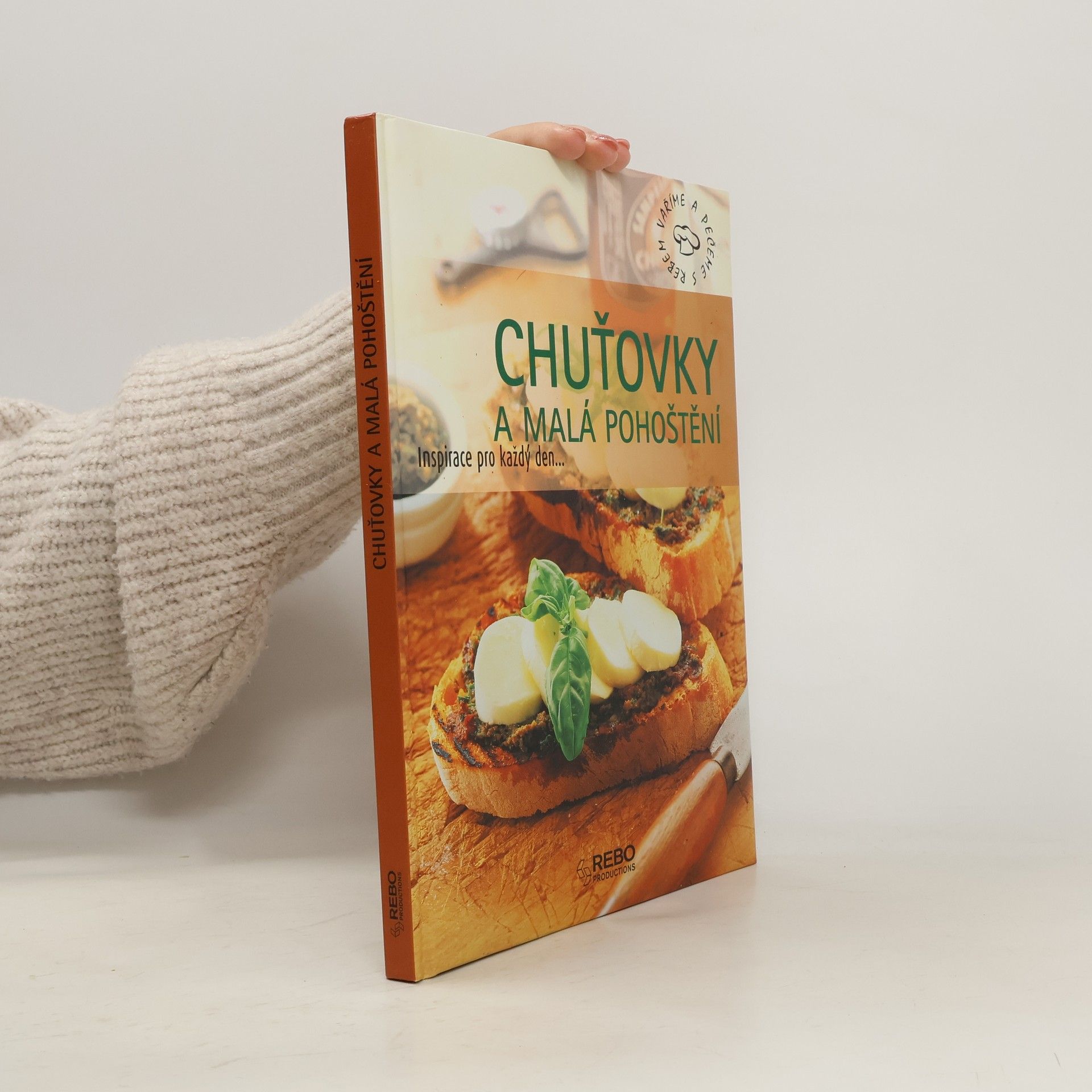 Kolektív autorov Chuťovky a malá pohoštění