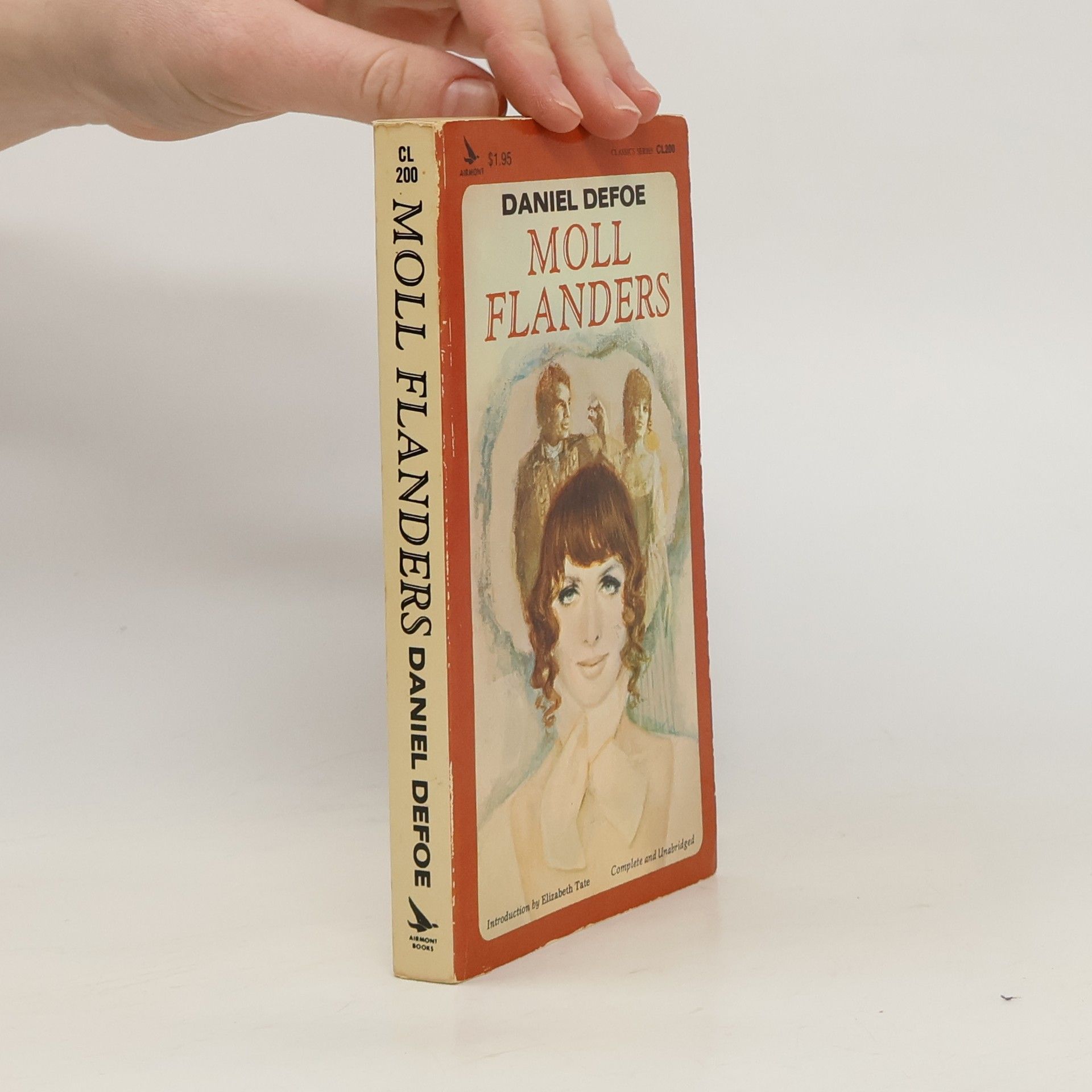 Classics Series: Moll Flanders