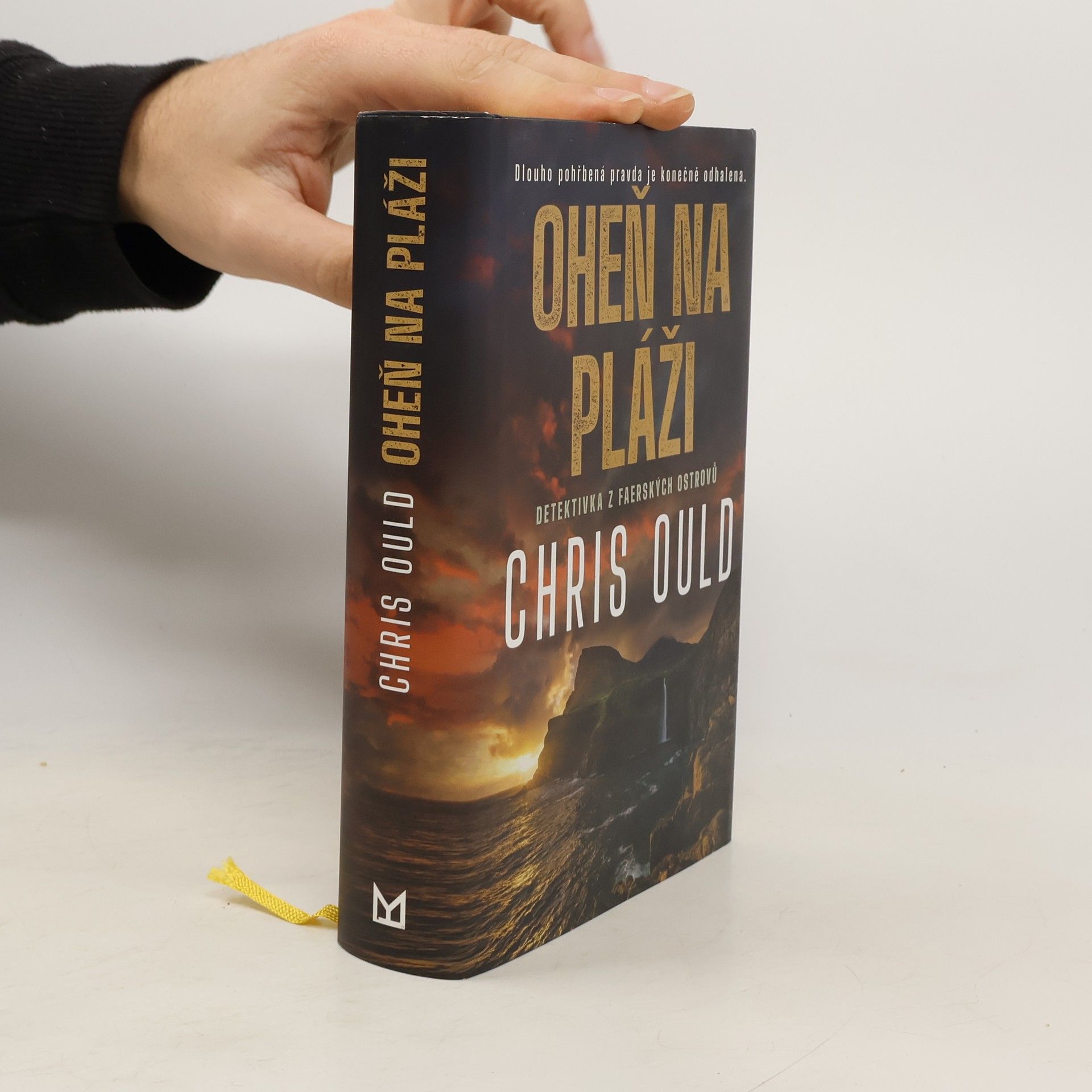 Chris Ould Oheň na pláži