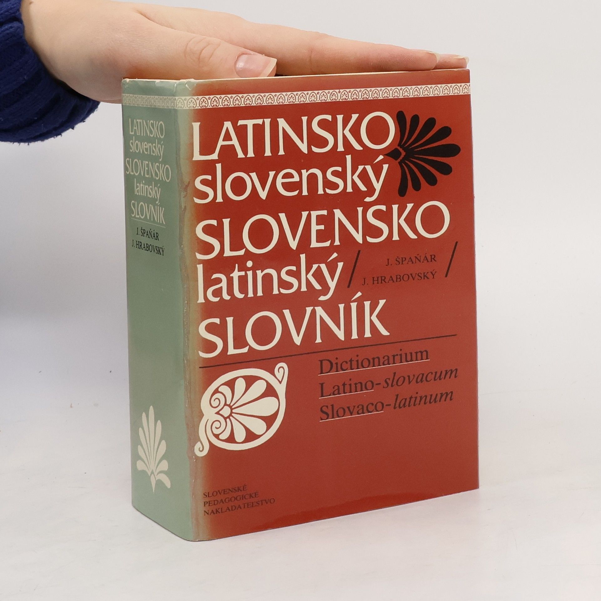 Latinsko slovenský slovník a slovensko latinský