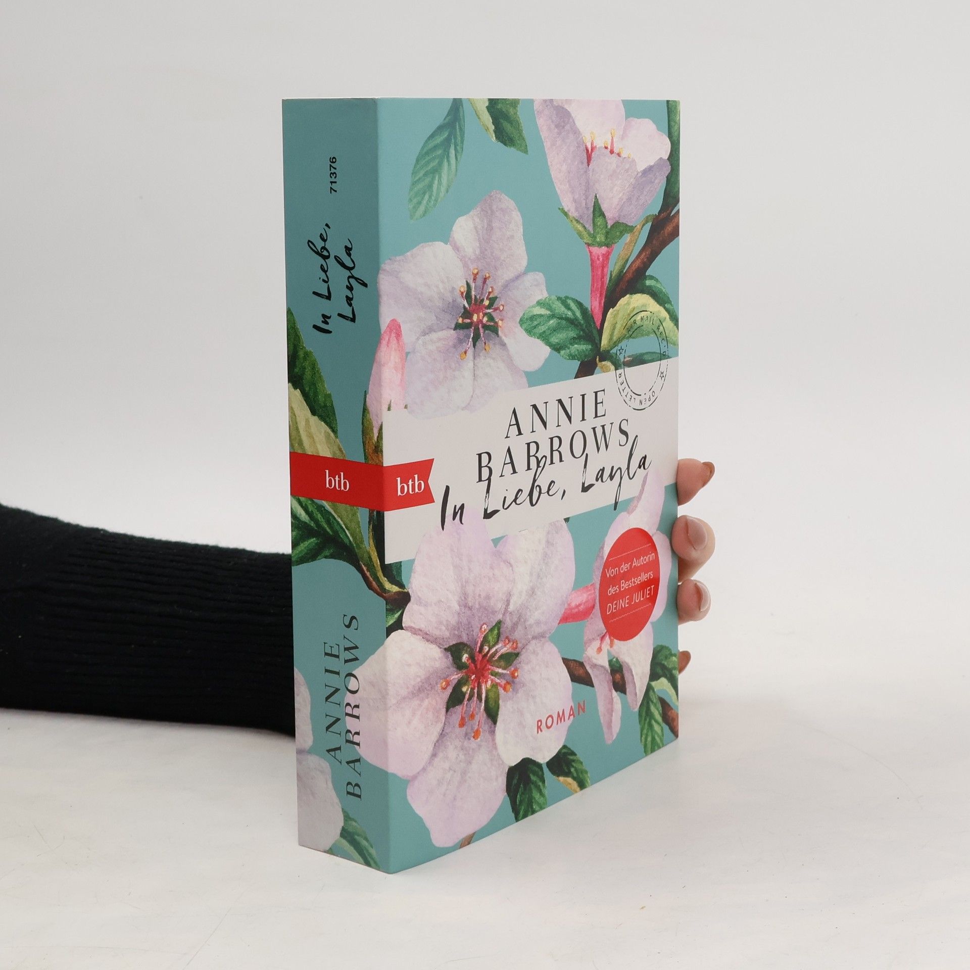 Annie Barrows In Liebe, Layla