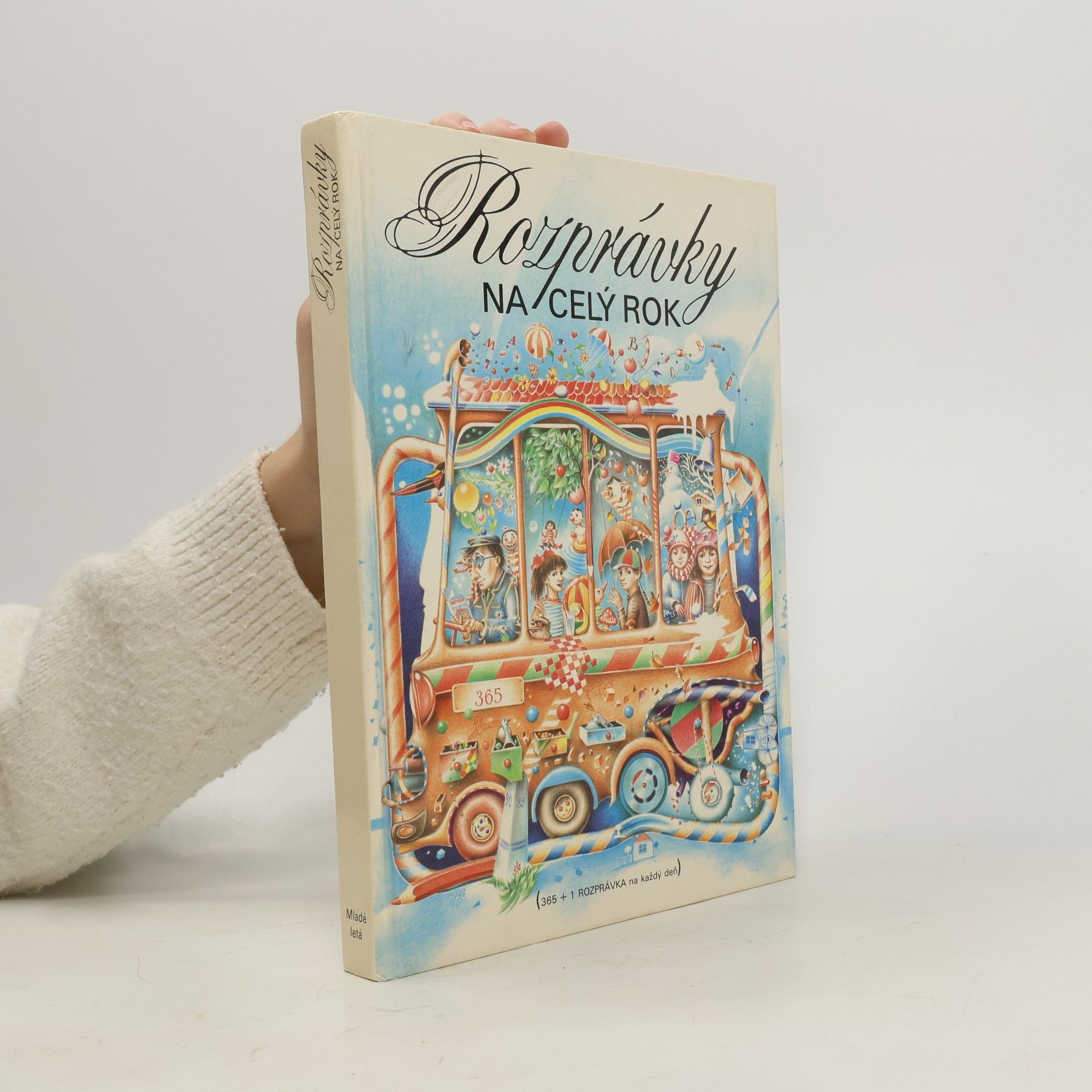 Daniel Hevier Rozprávky na celý rok