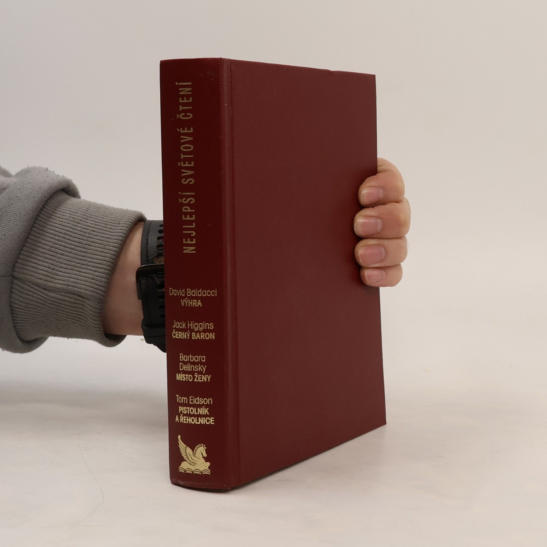 Nejlepší světové čtení. Výhra. Černý baron. Místo ženy. Pistolník a řeholnice