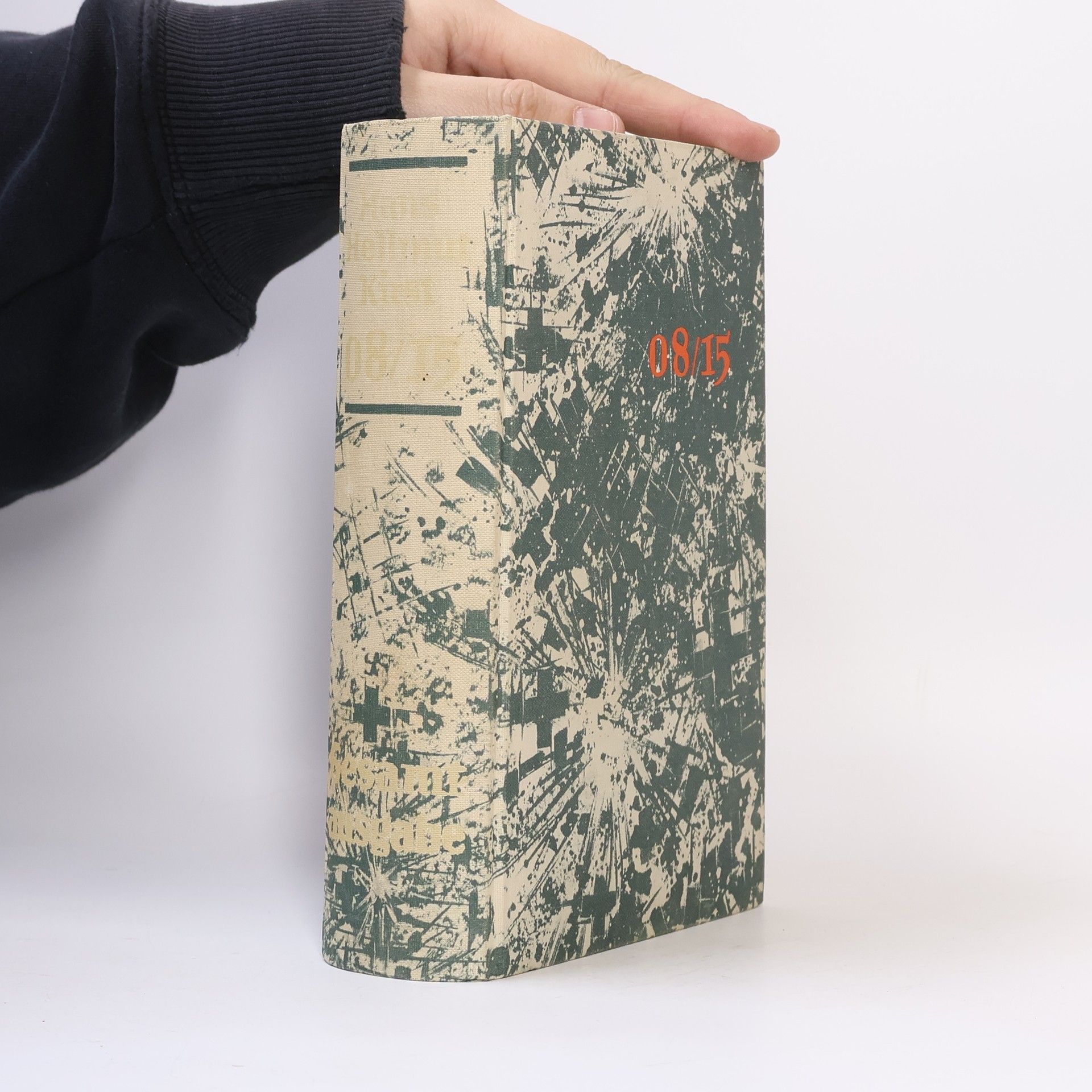 Hans Hellmut Kirst 08/15