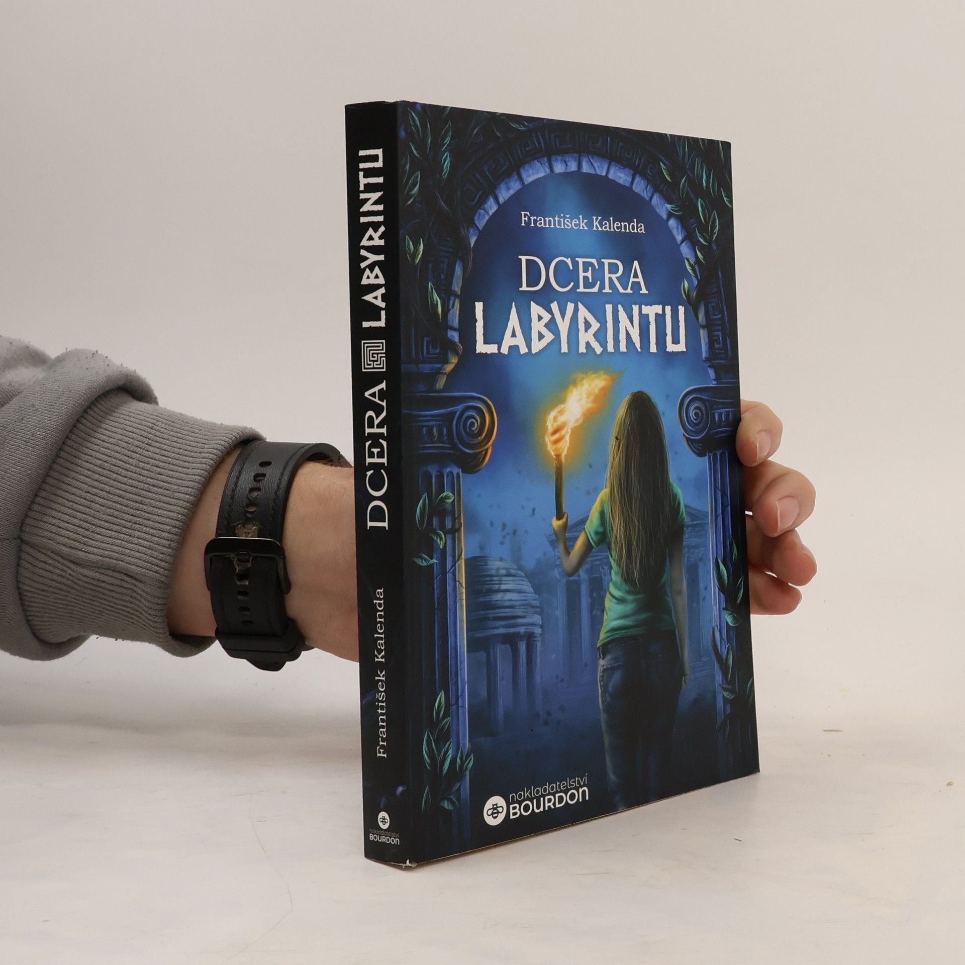 František Kalenda Dcera labyrintu