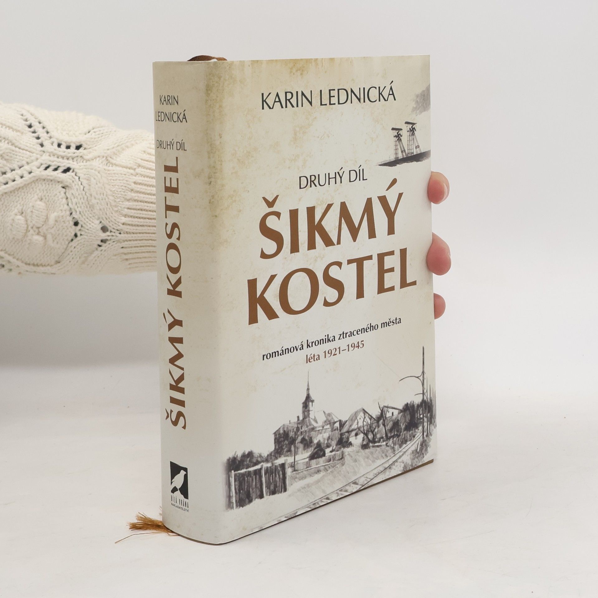 Karin Lednická Šikmý kostel 2