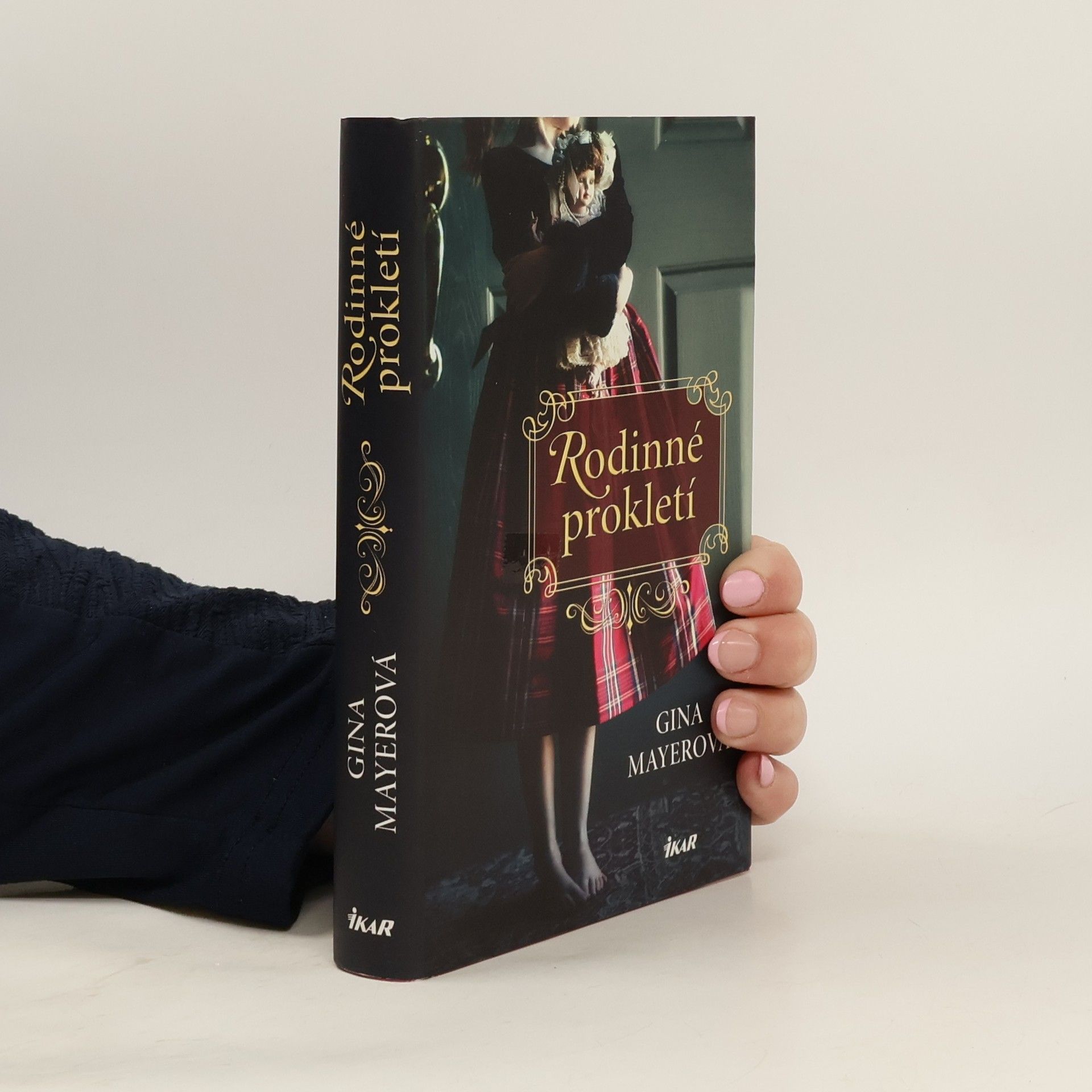 Gina Mayer Rodinné prokletí