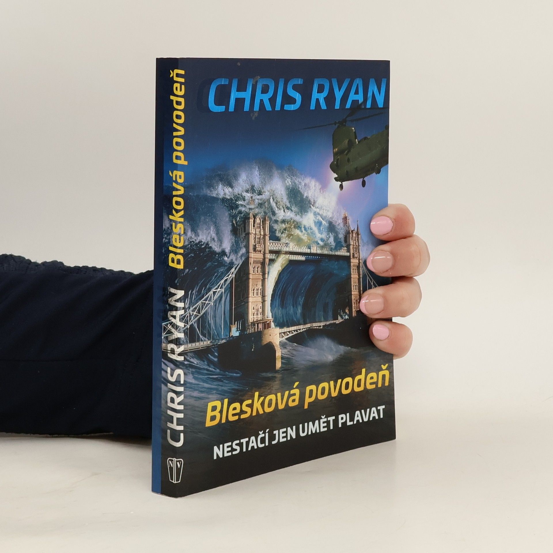 Chris Ryan Blesková povodeň. Nestačí jen umět plavat