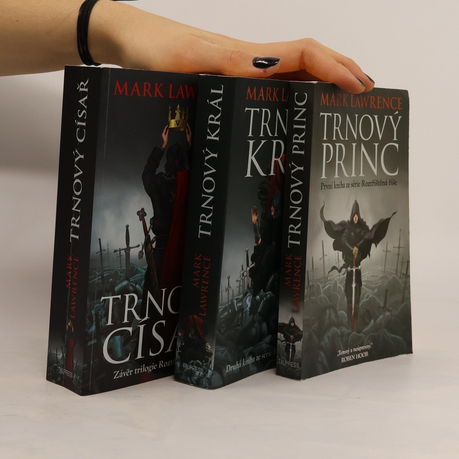Mark Lawrence Roztříštěná říše 1-3