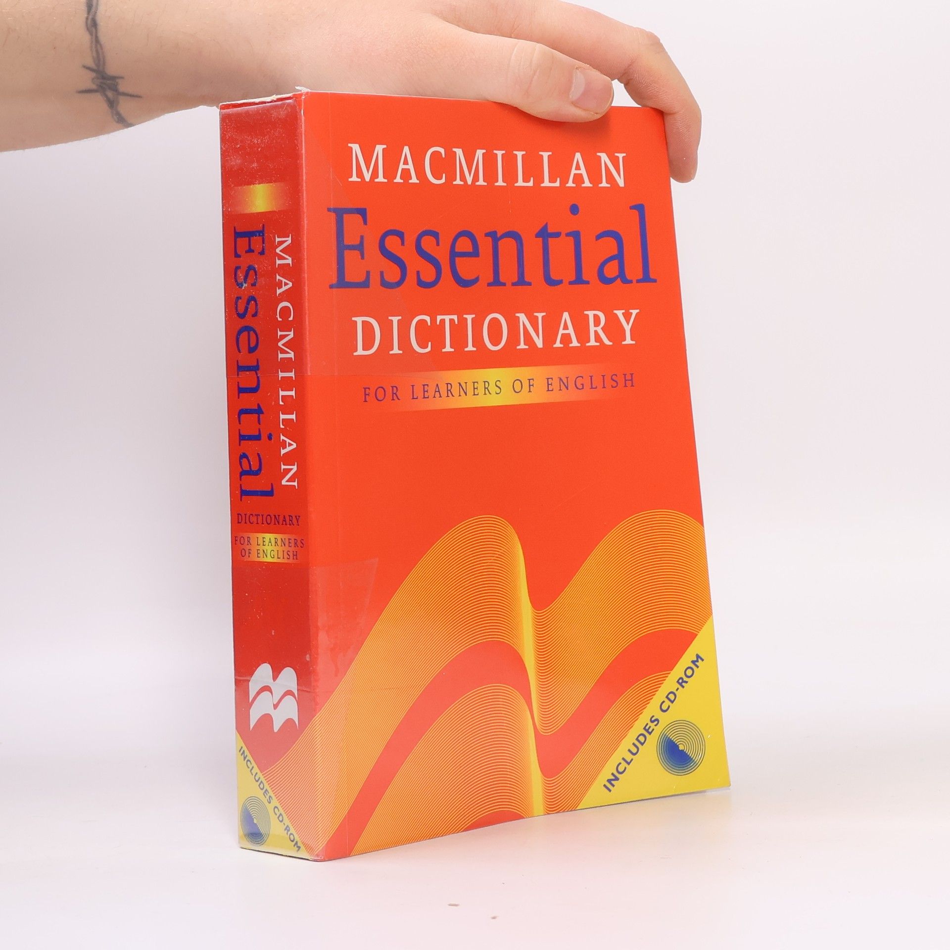 Various authors Macmillan Essential Dictionary for Learners of English