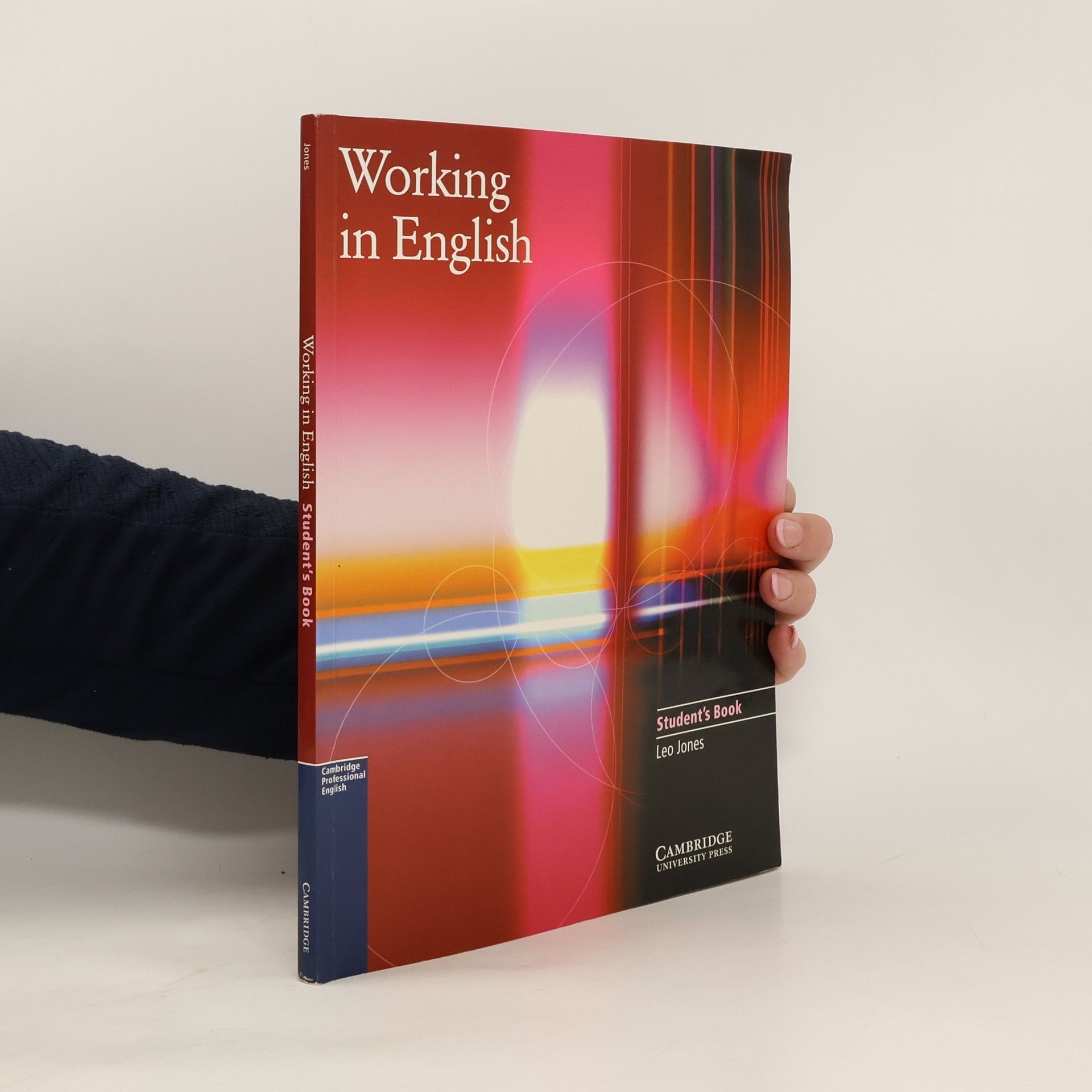 Leo Jones Working in English : student's book