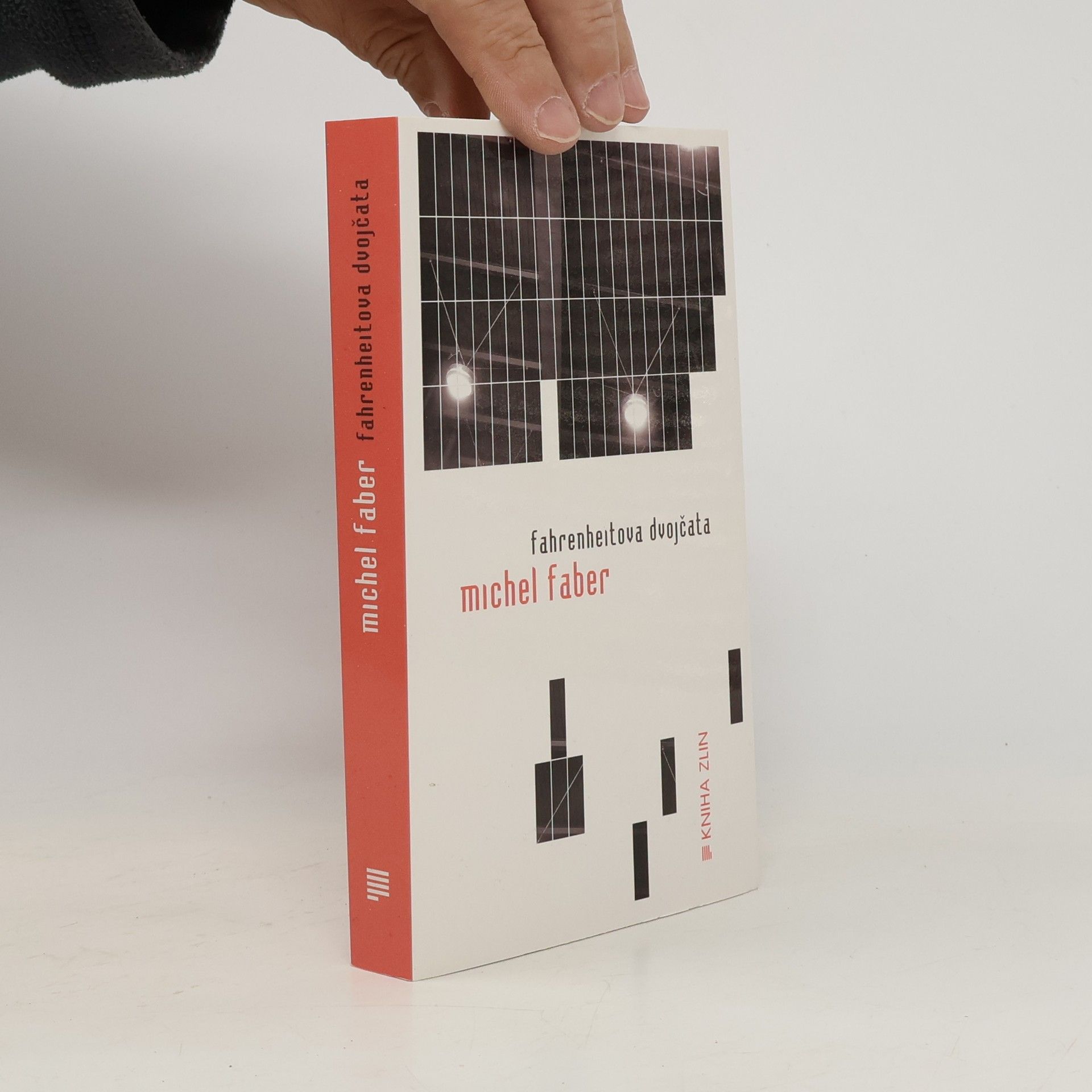 Michel Faber Fahrenheitova dvojčata