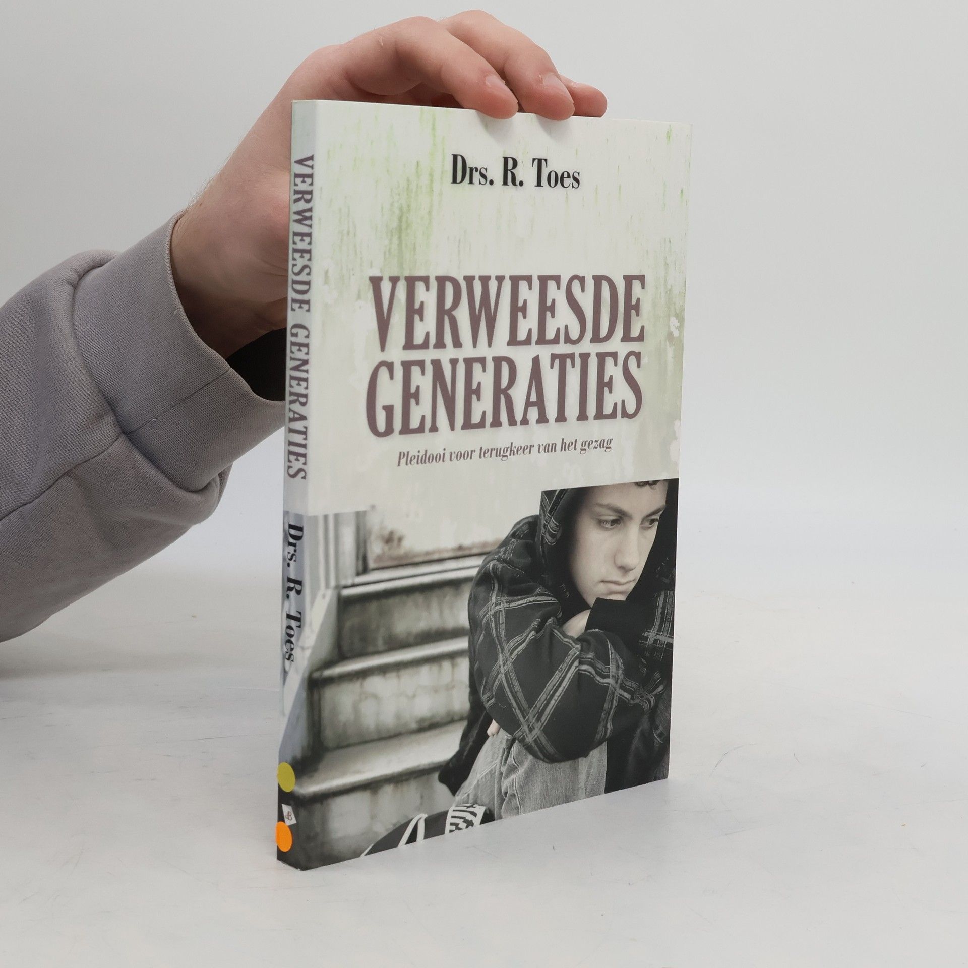 R. Toes Verweesde generaties