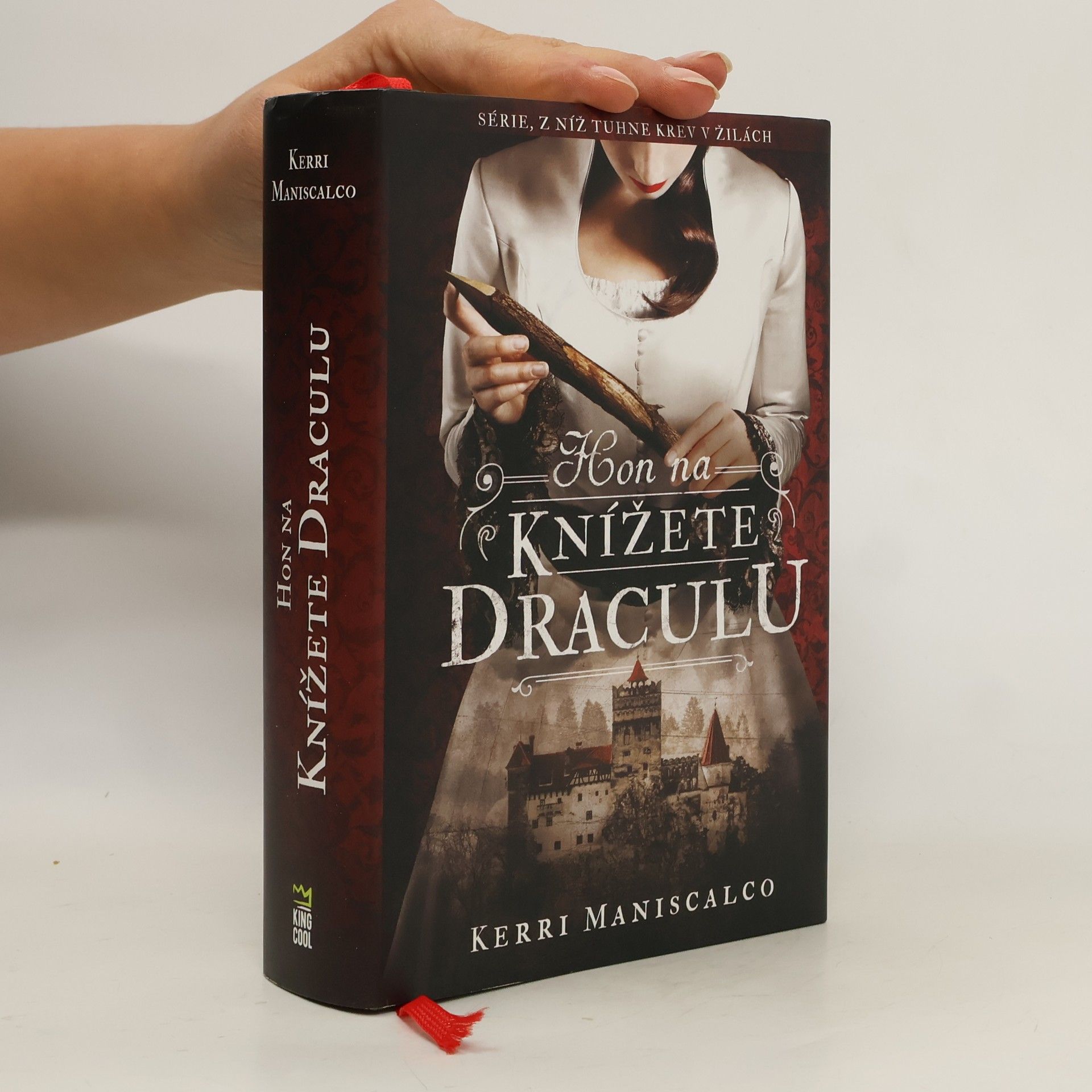 Kerri Maniscalco Hon na knížete Draculu