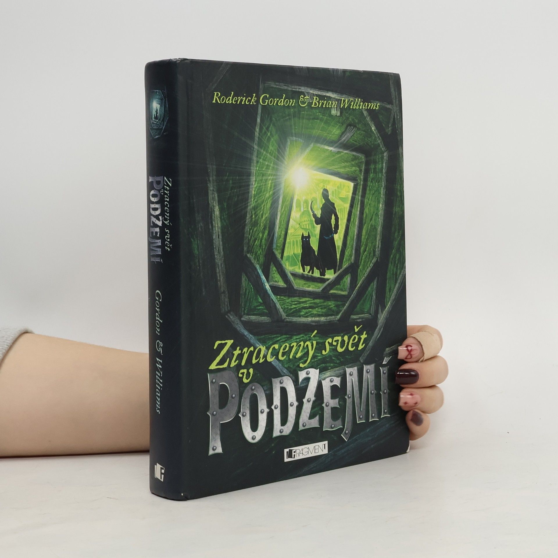 Roderick Gordon Ztracený svět v podzemí