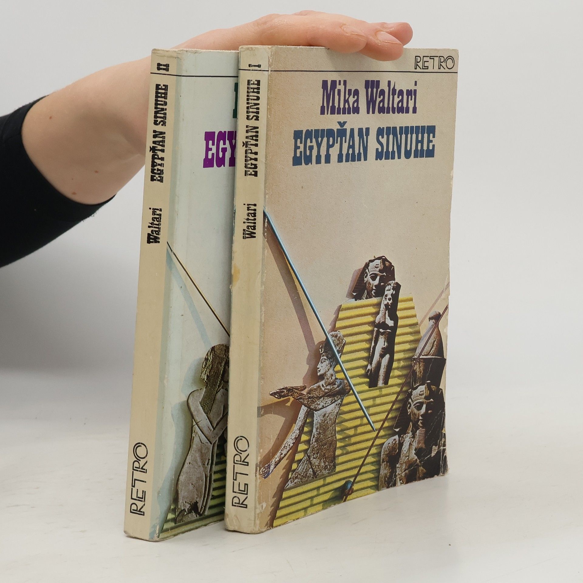 Mika Waltari Egypťan Sinuhe I.-II. díl.