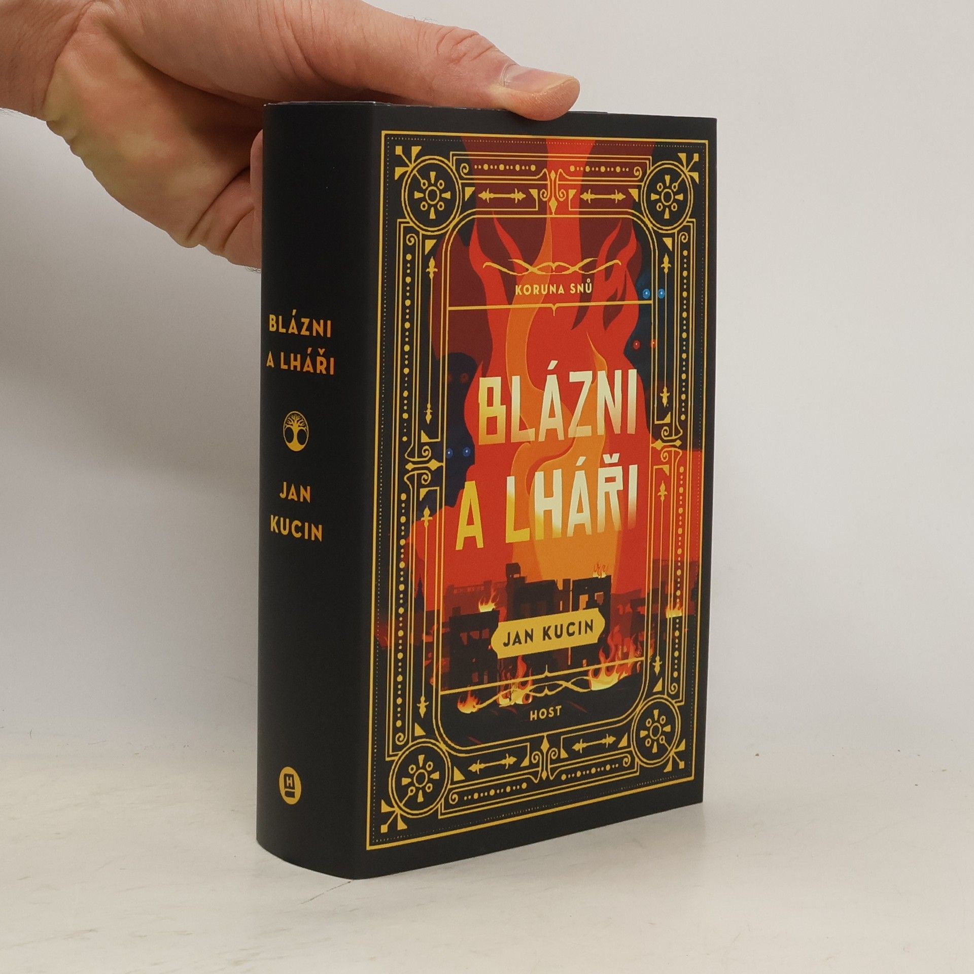 Jan Kucin Blázni a lháři