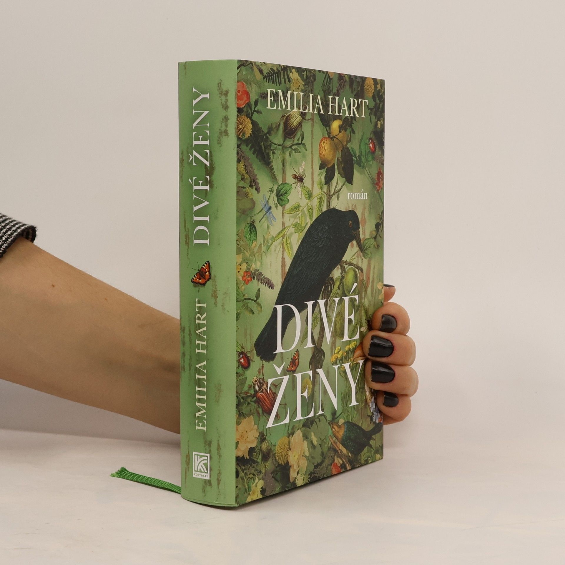 Emilia Hart Divé ženy