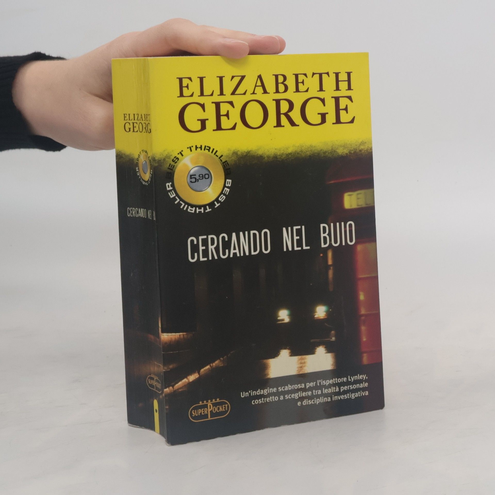 Elizabeth George Cercando nel buio