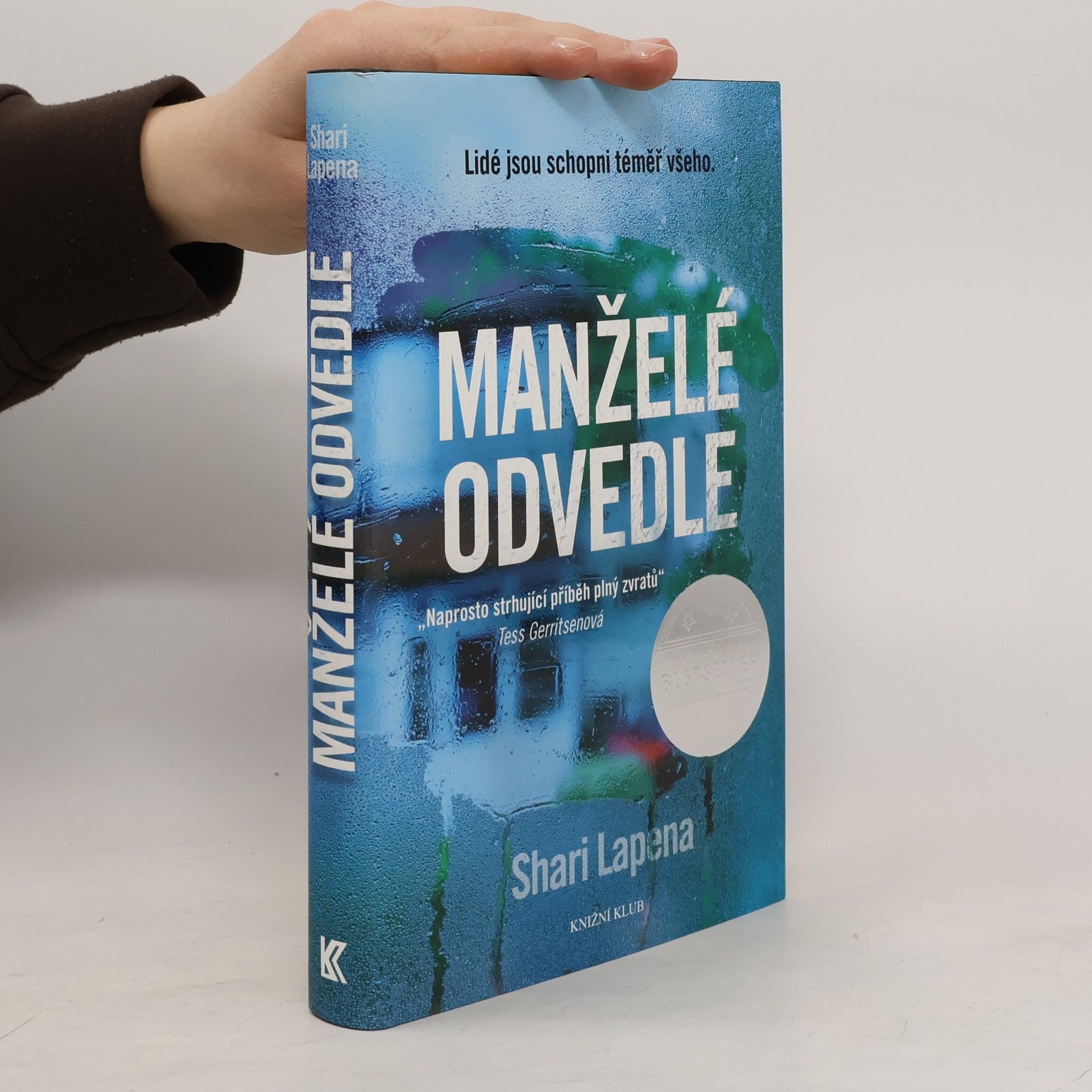 Shari Lapena Manželé odvedle