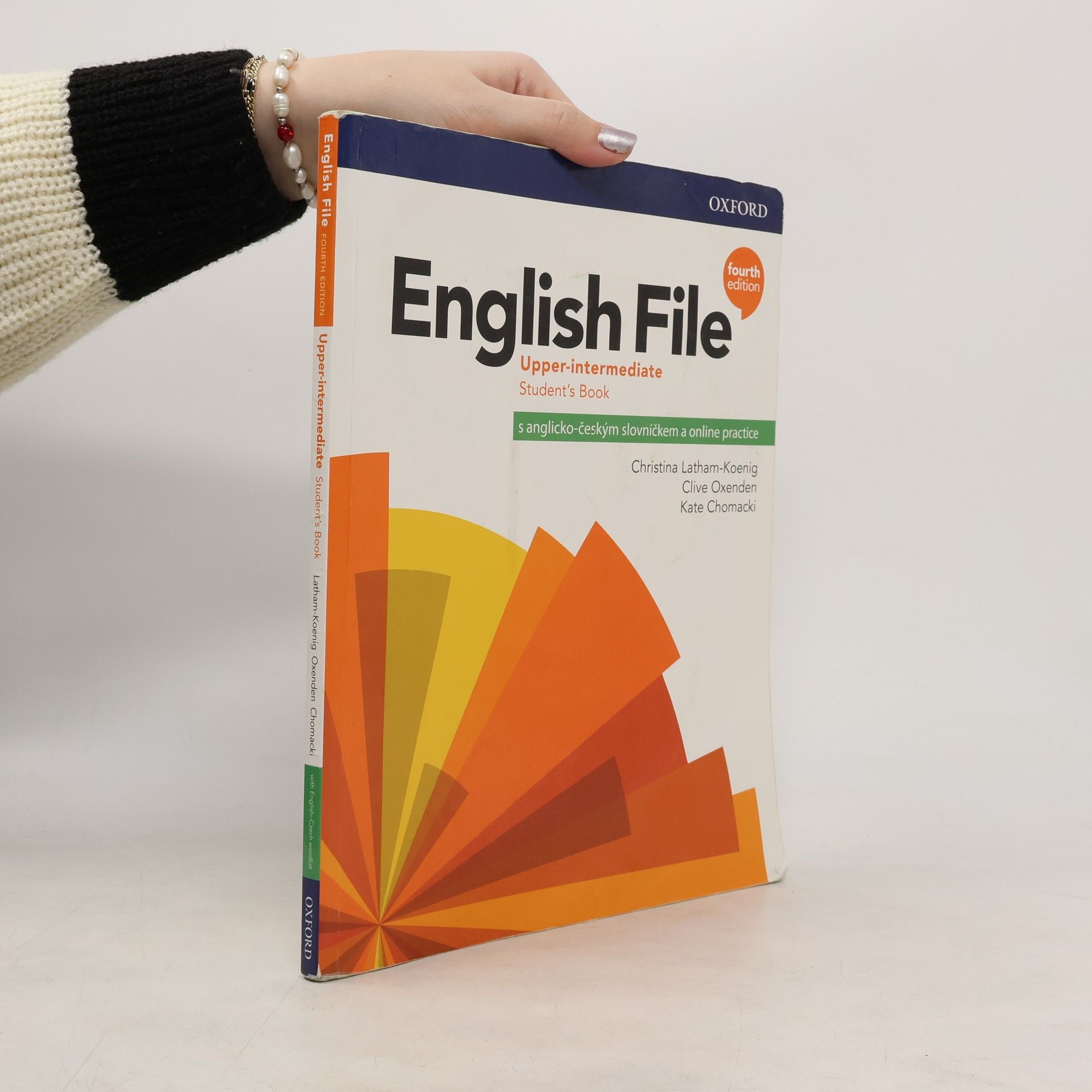 Kate Chomacki English file : upper-intermediate. Student's book : s anglicko-českým slovníčkem