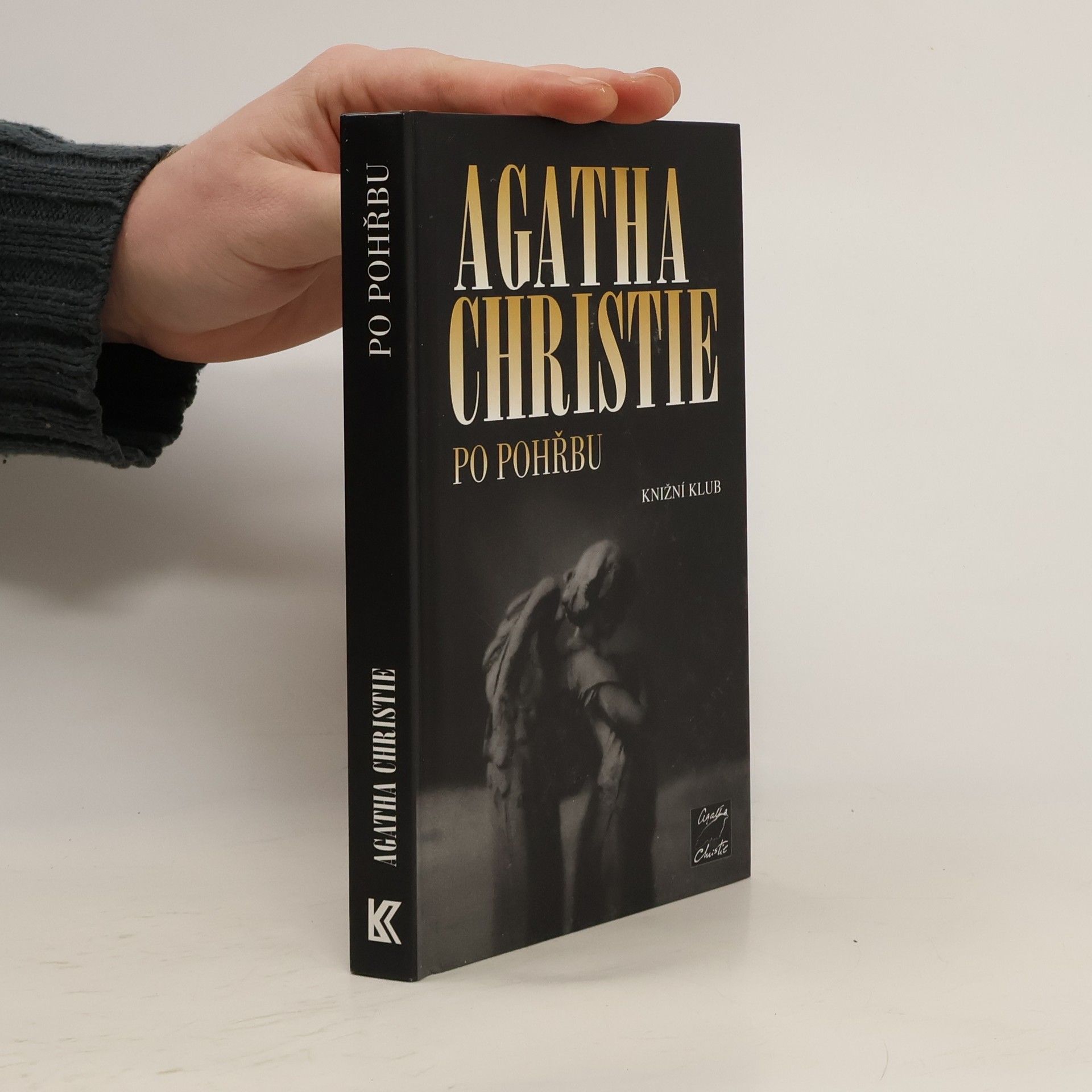Agatha Christie Po pohřbu