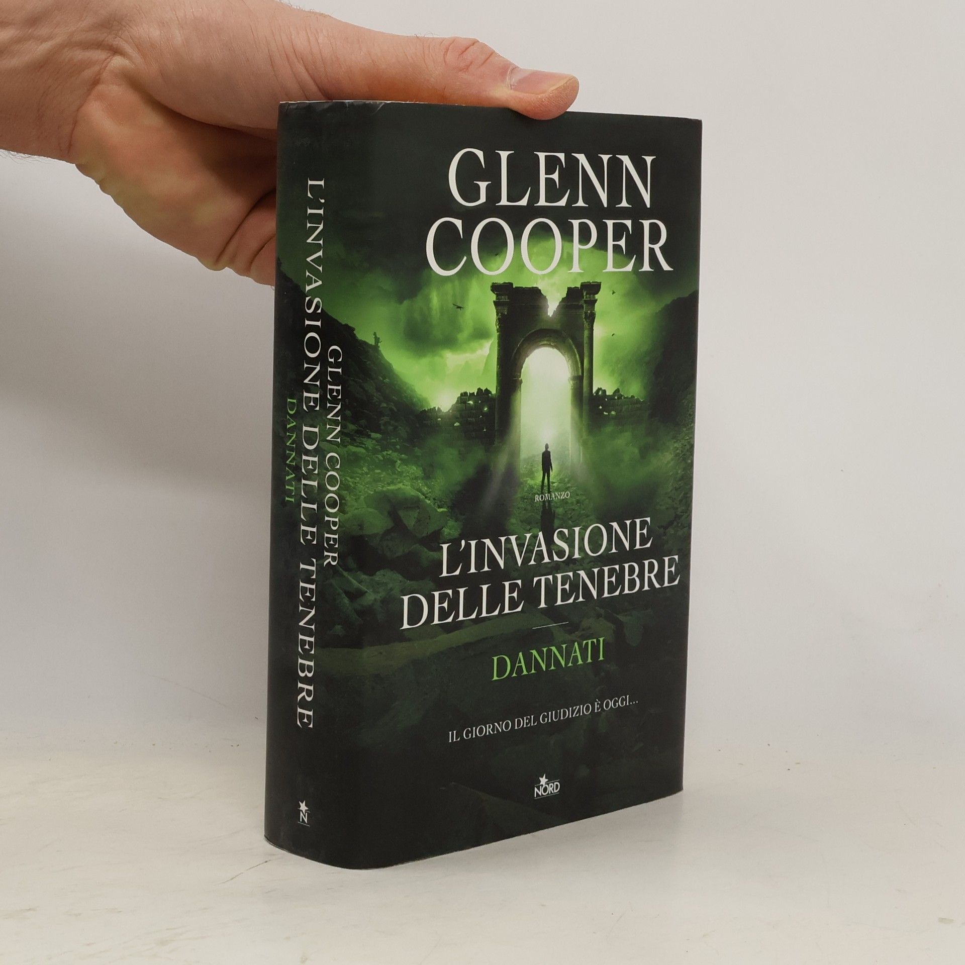 Glenn Cooper L'invasione delle tenebre