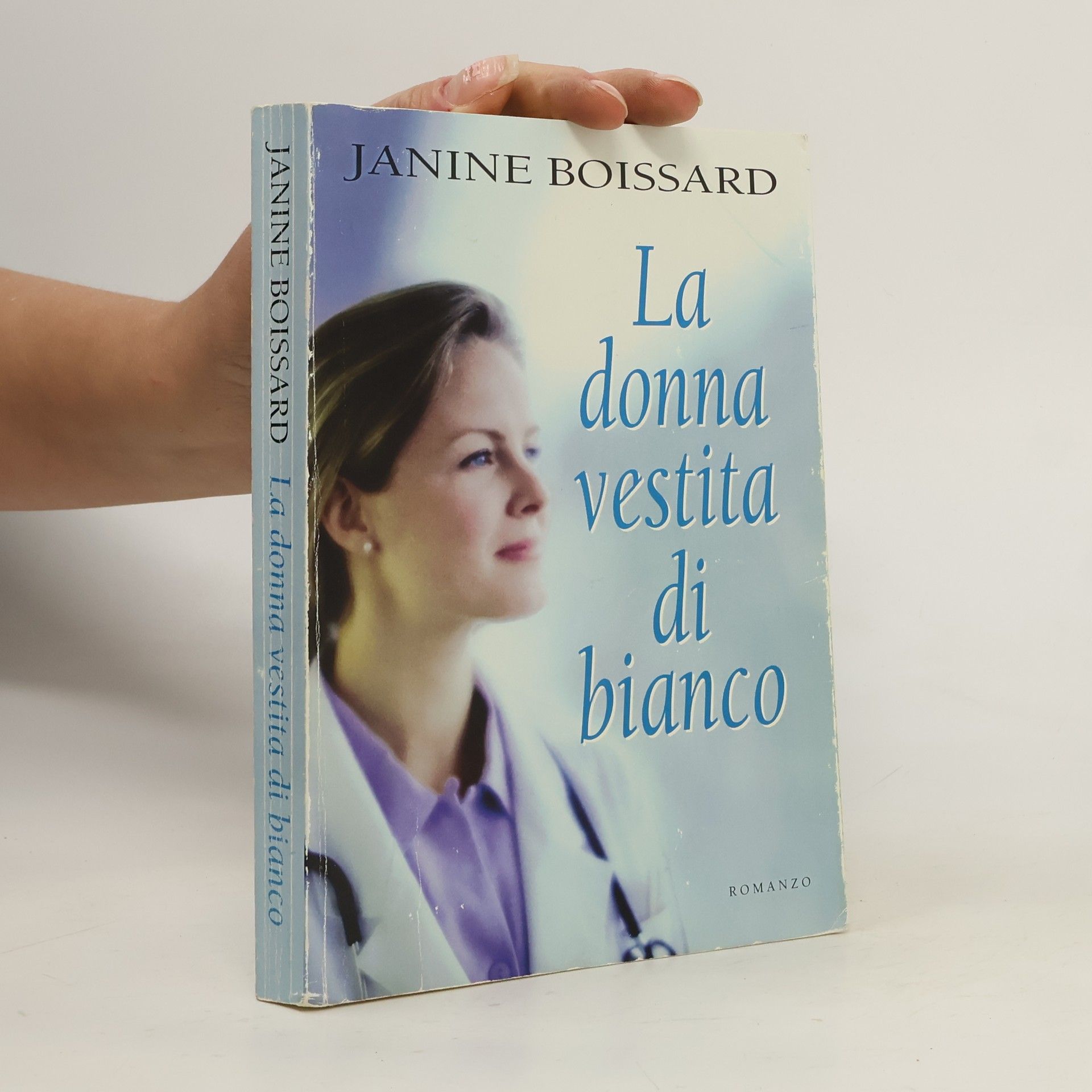 La donna vestita di bianco