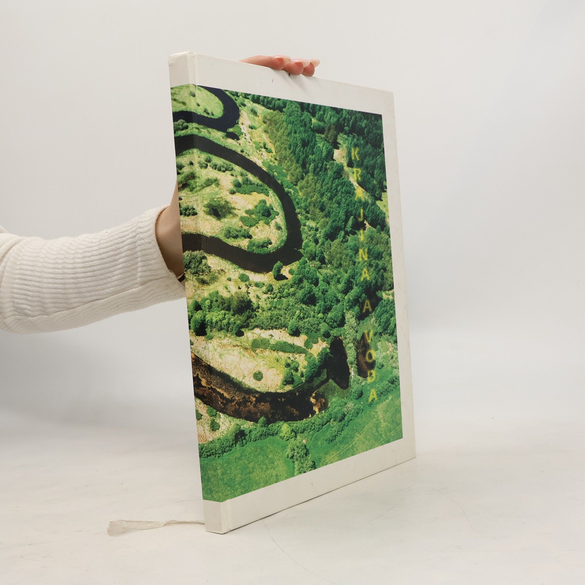 Krajina a voda : kniha o krajinotvorných programech