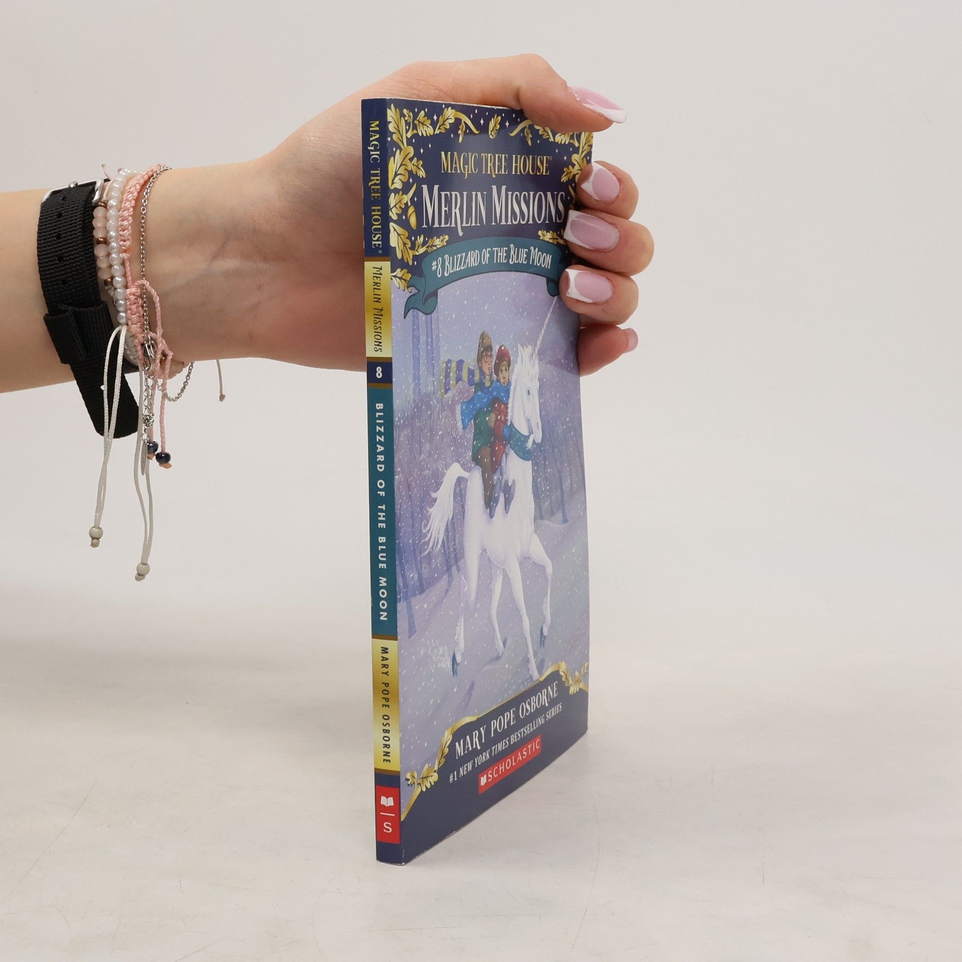 Mary Pope Osbornová Magic Tree House: Merlin Missions - 8: Blizzard of the Blue Moon