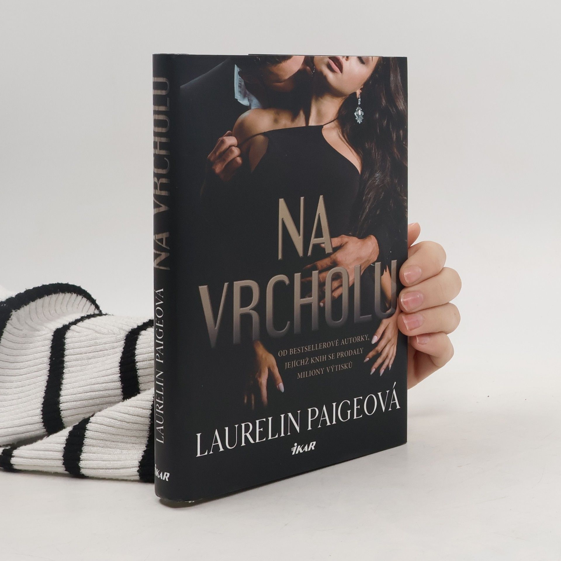 Laurelin Paige Na vrcholu