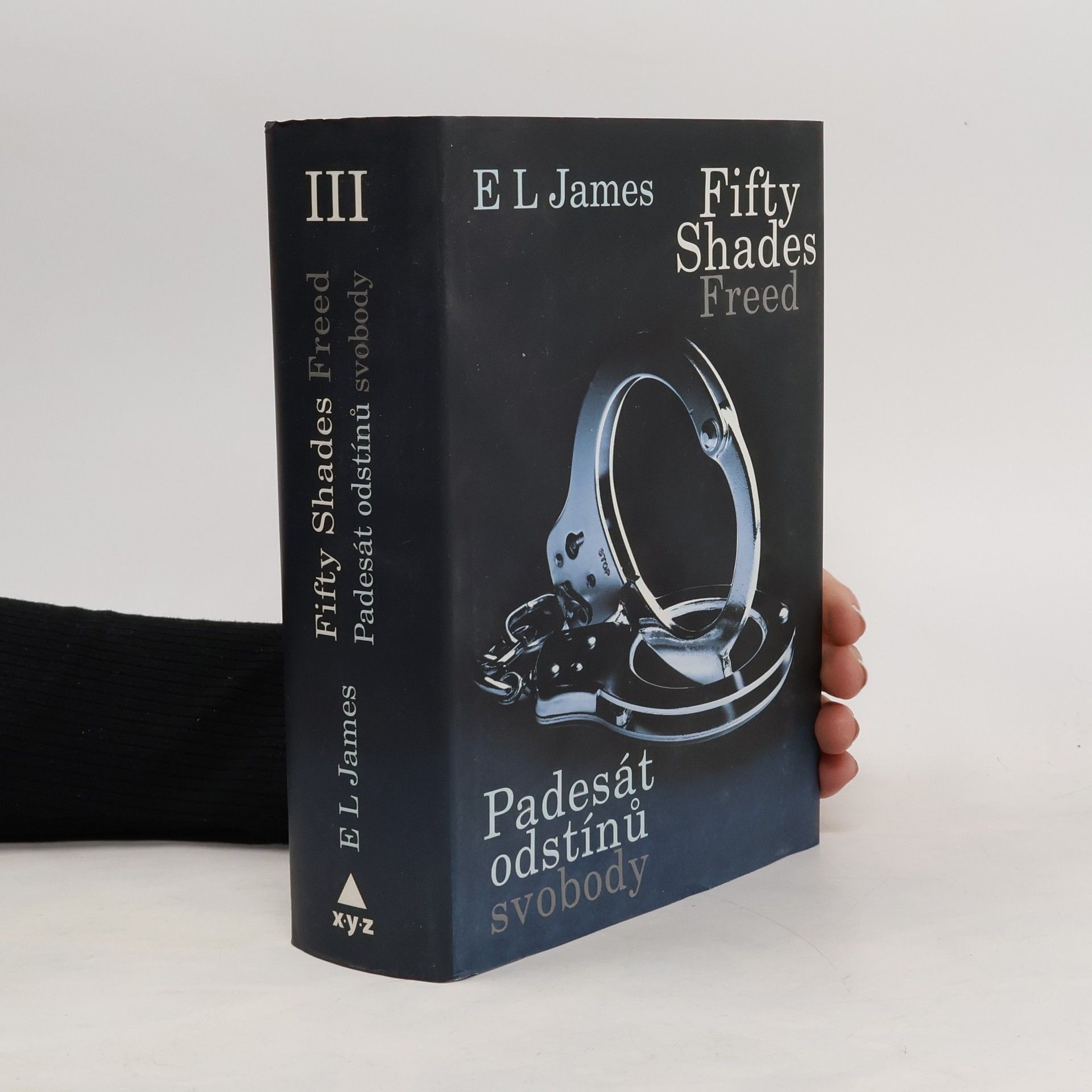 E. L. James Padesát odstínů svobody