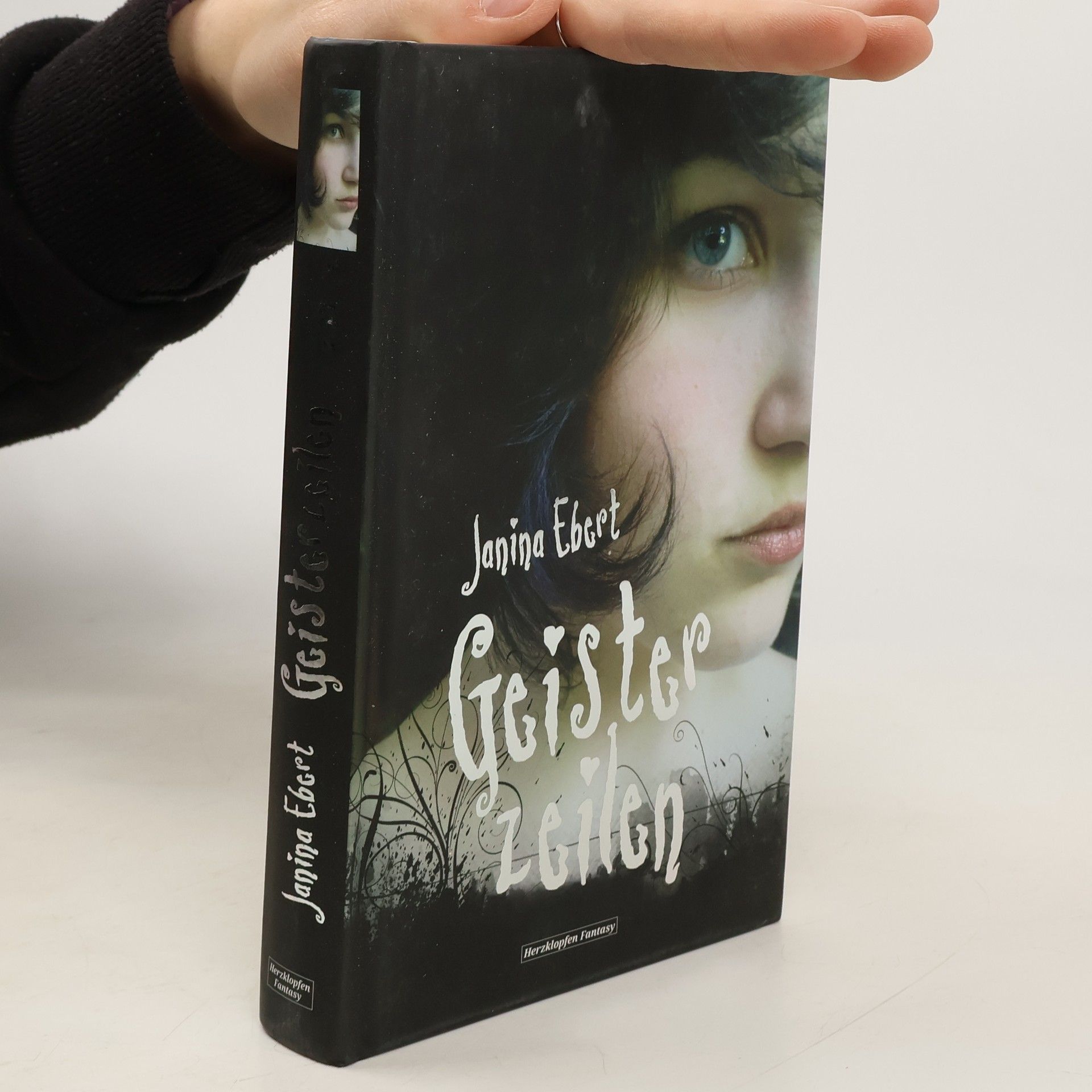 Geisterzeilen : Roman