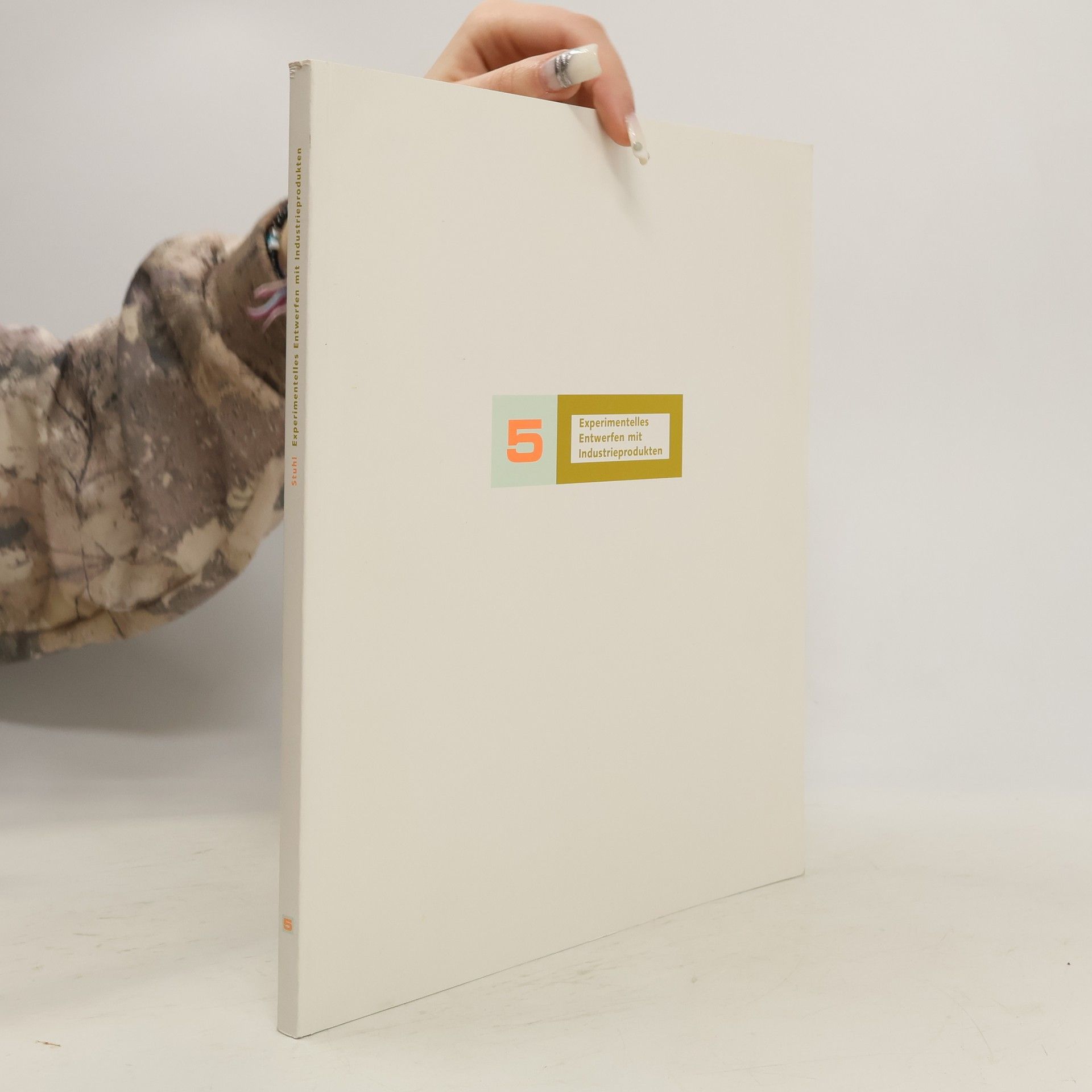 Mireille Blatter Experimentelles Entwerfen mit Industrieprodukten