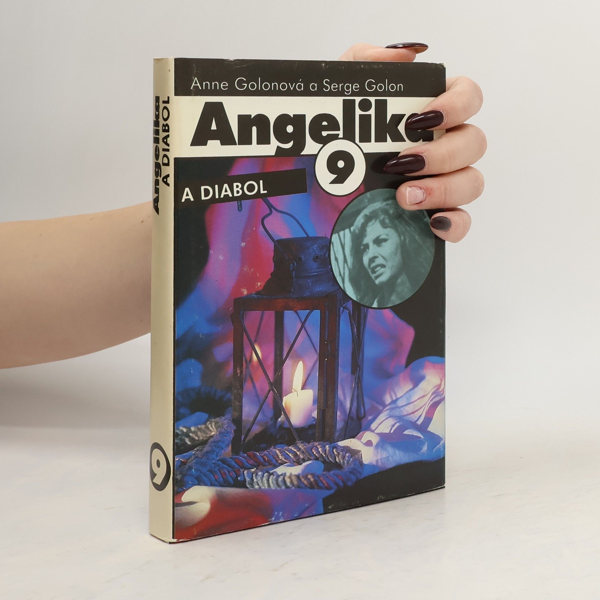 Anne Golon Angelika a diabol