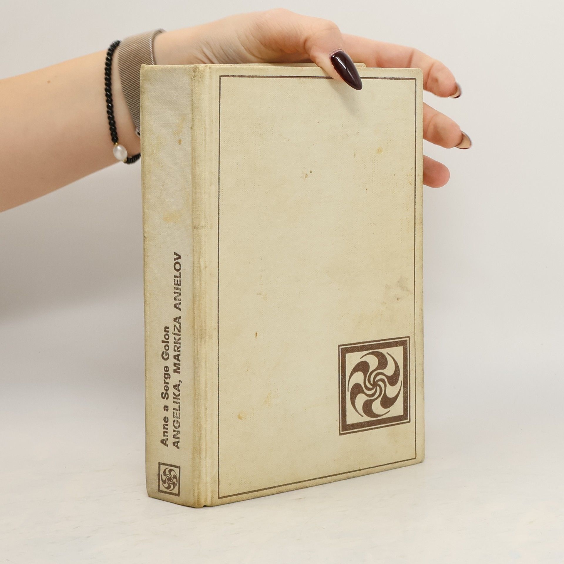 Anne Golon Angelika. Markíza anjelov