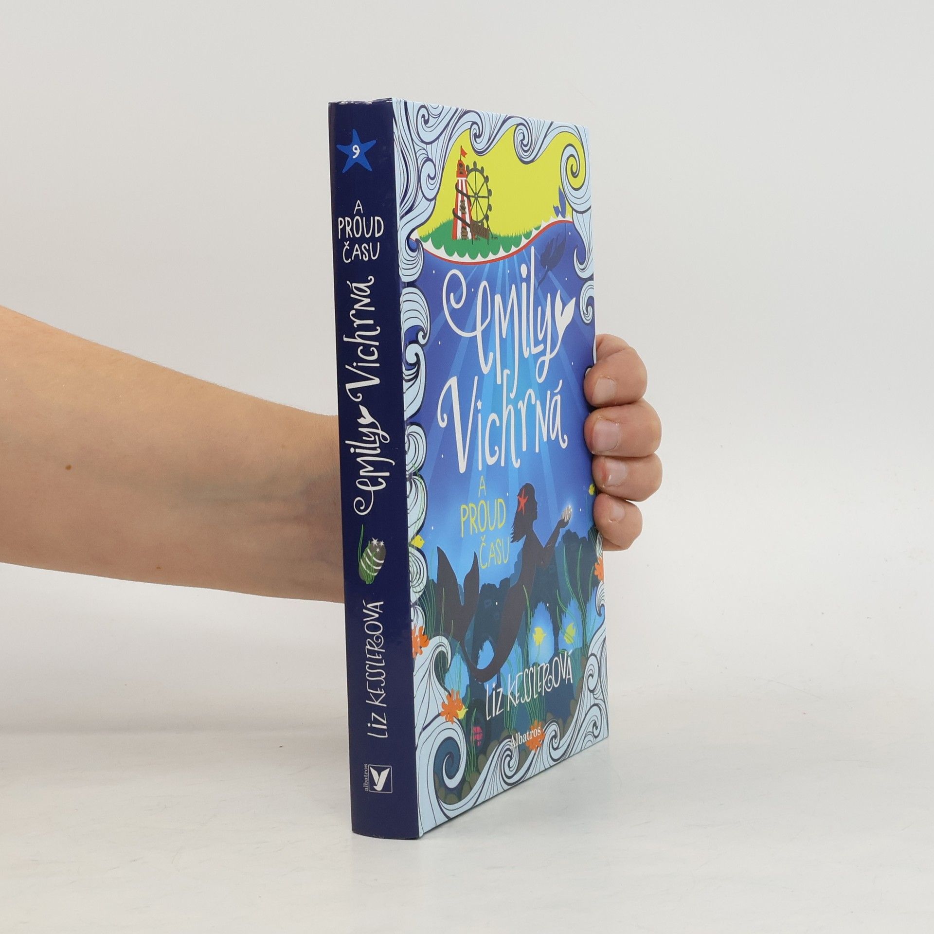 Liz Kessler Emily Vichrná a proud času
